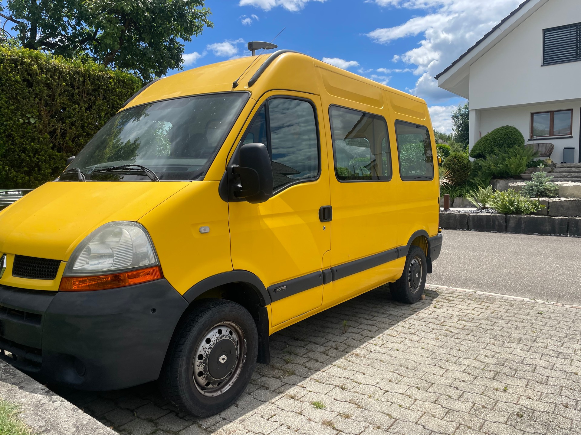 RENAULT Master T33 2.5dCi 2FC12U-image-0