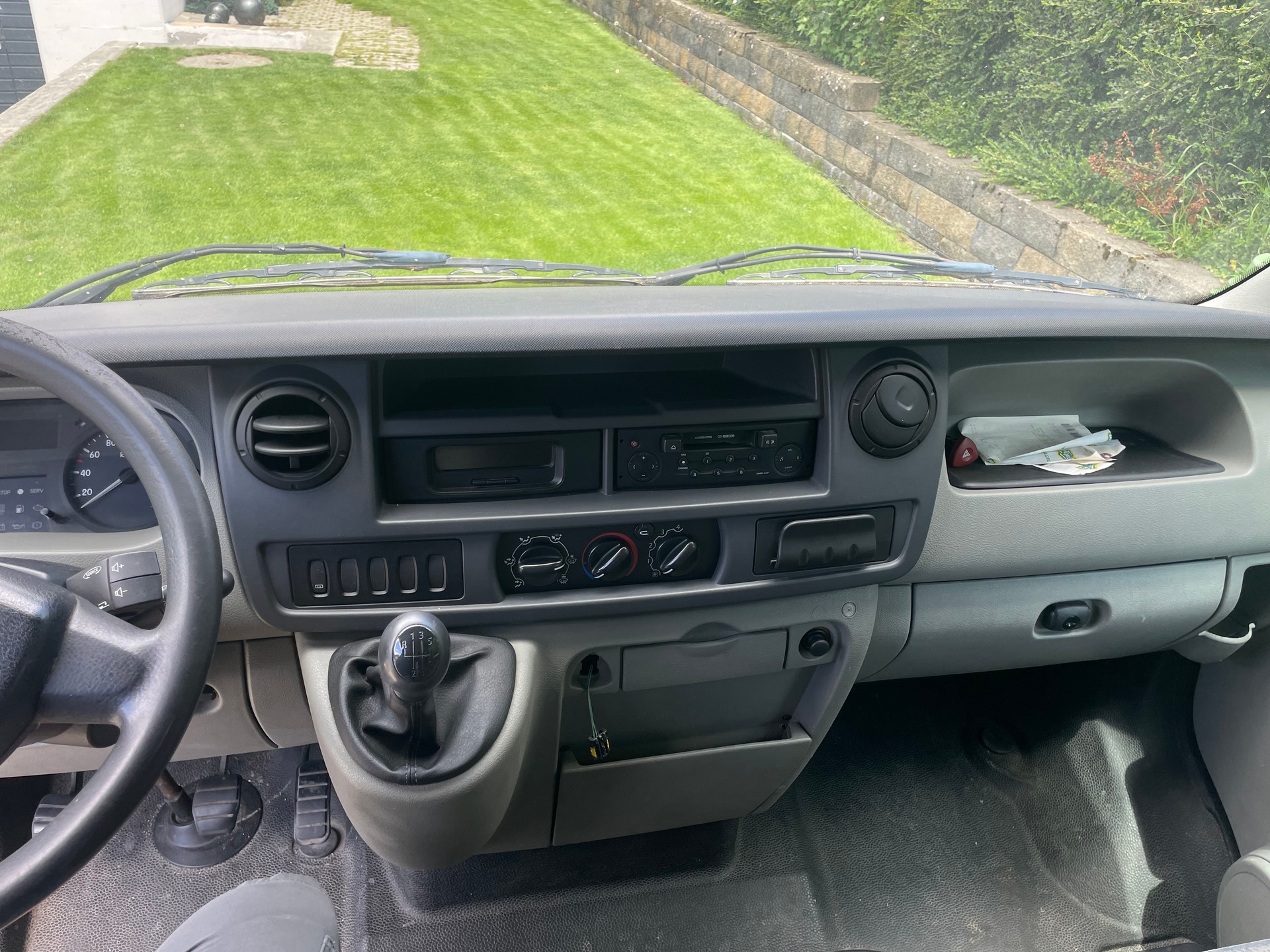 RENAULT Master T33 2.5dCi 2FC12U-image-7