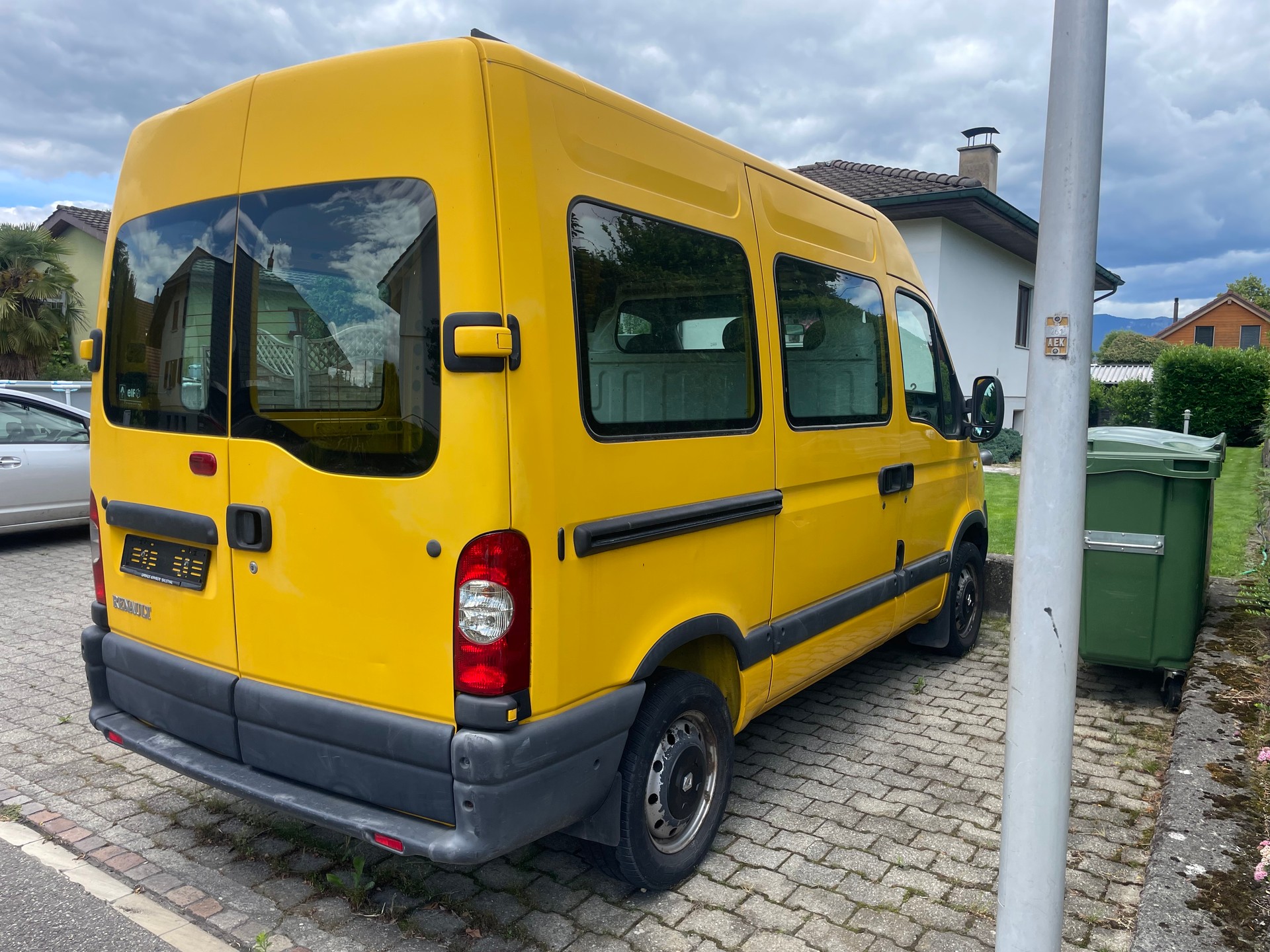 RENAULT Master T33 2.5dCi 2FC12U-image-3