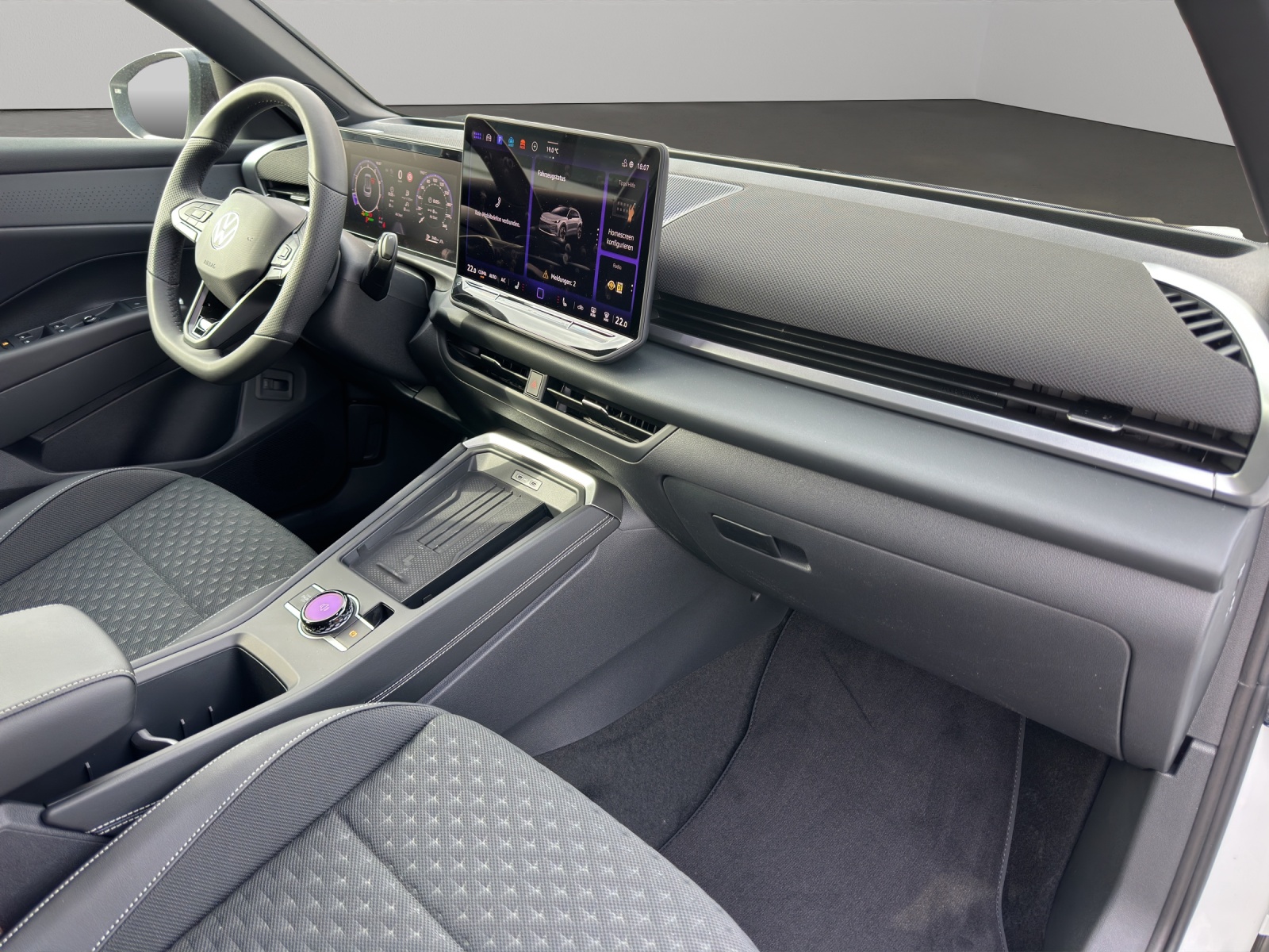 VW T-Roc 1.5 eTSI *NEUSTES MODELL*CH-Wagen* mHEV R-Line DSG-image-12