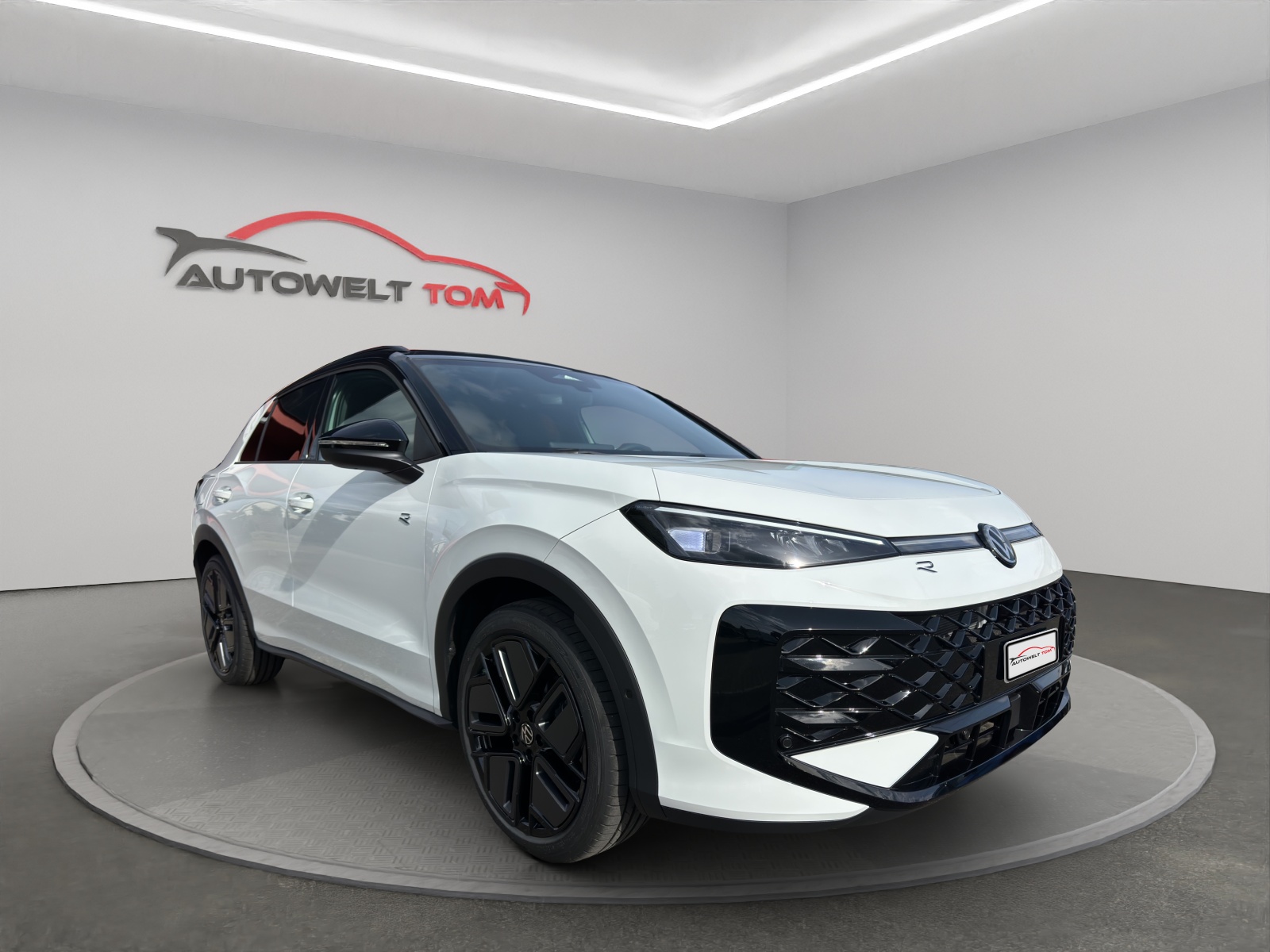 VW T-Roc 1.5 eTSI *NEUSTES MODELL*CH-Wagen* mHEV R-Line DSG-image-6