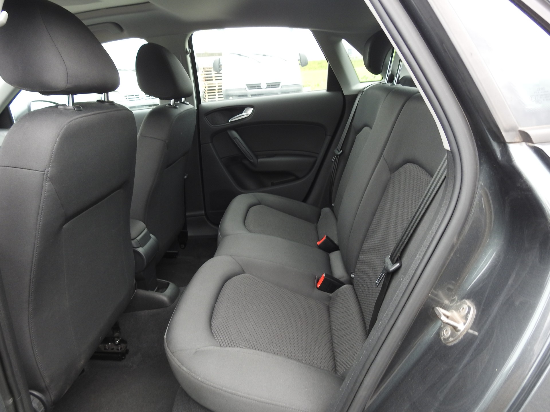 AUDI A1 Sportback 1.4 TFSI Attraction S-tronic-image-13