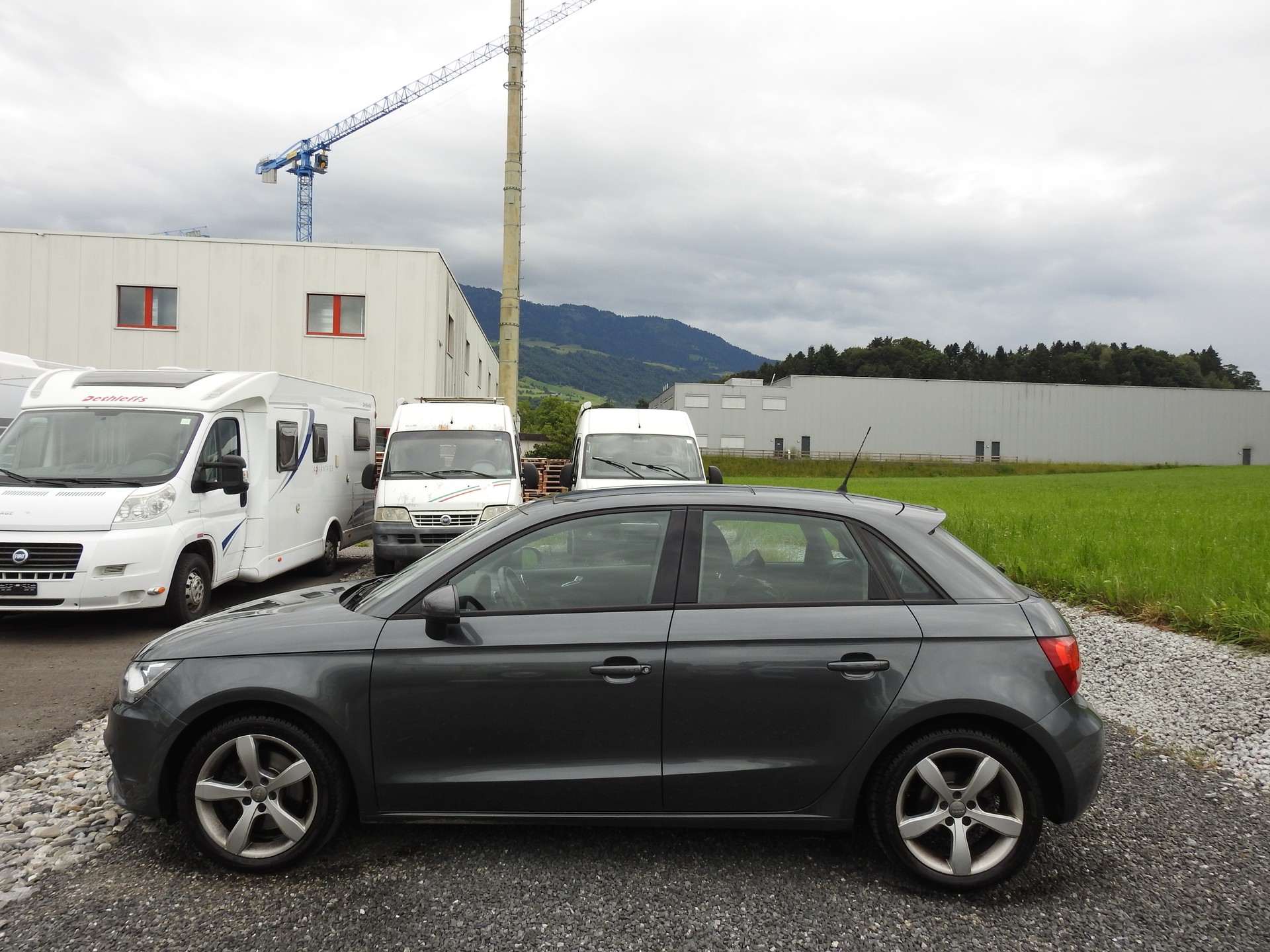 AUDI A1 Sportback 1.4 TFSI Attraction S-tronic-image-2