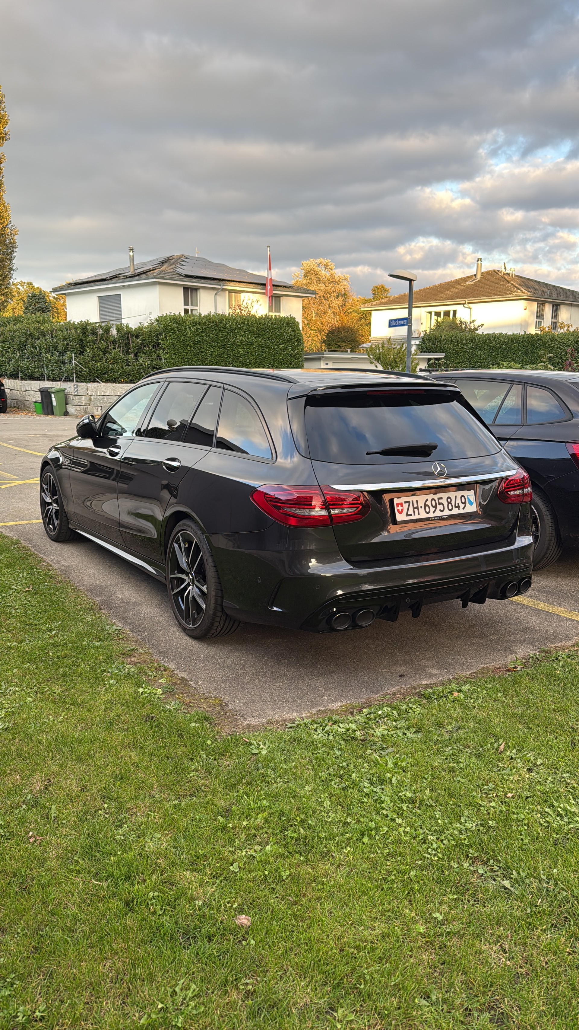 MERCEDES-BENZ C 43 AMG 4matic T-Modell-image-0