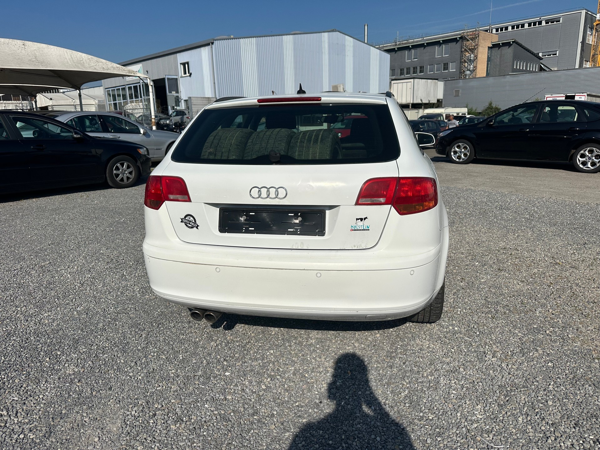 AUDI A3 2.0 TDI Attraction quattro-image-2