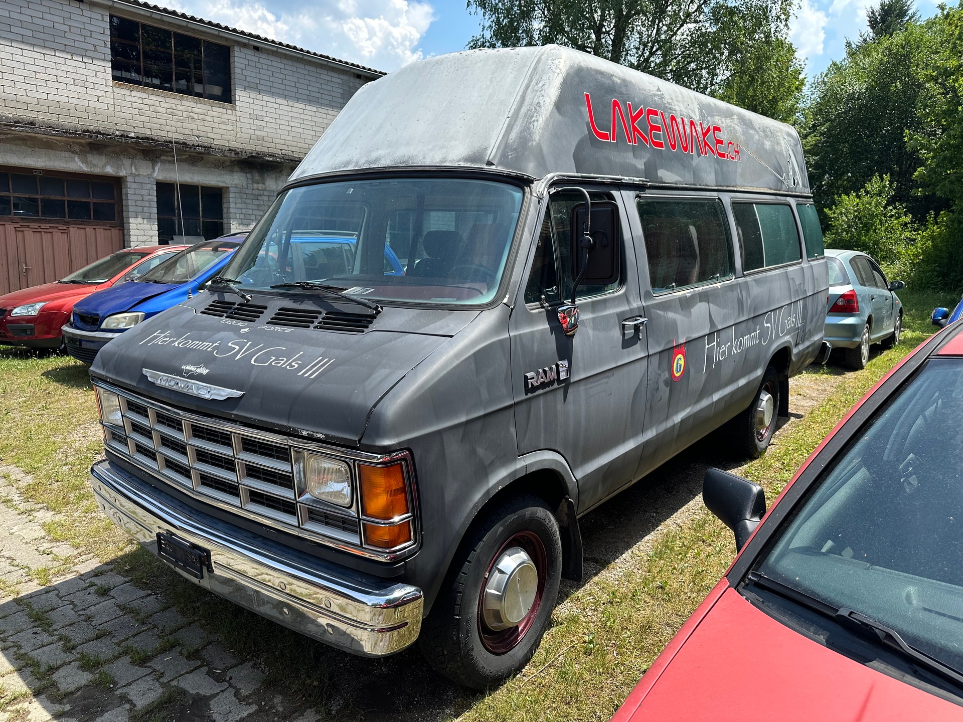 MOWAG B 350 N8 CHRYSLER Van 5.9L-image-3