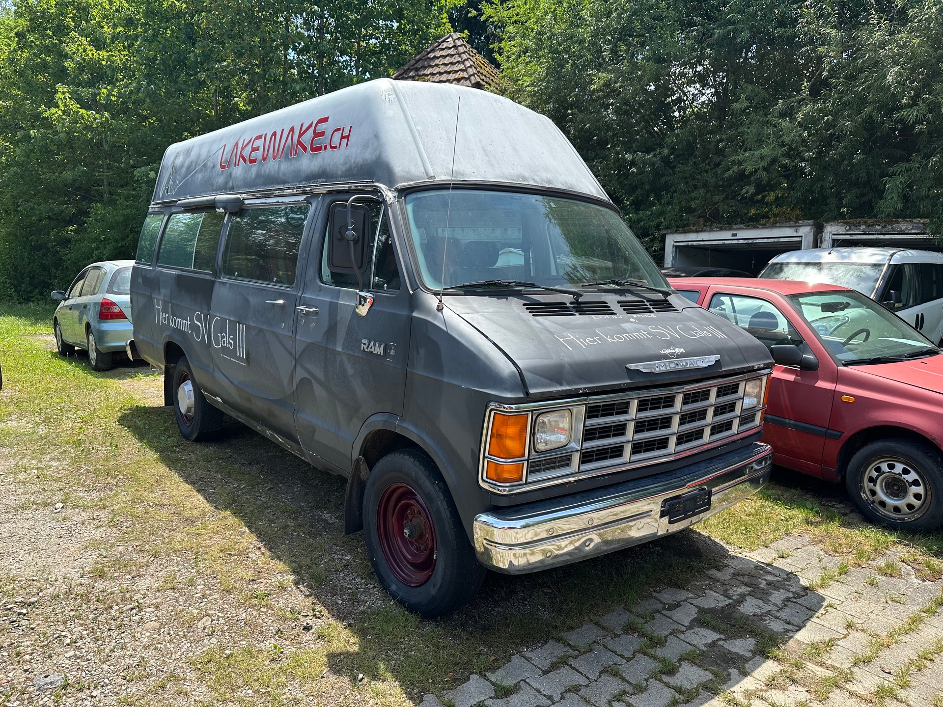 MOWAG B 350 N8 CHRYSLER Van 5.9L-image-1