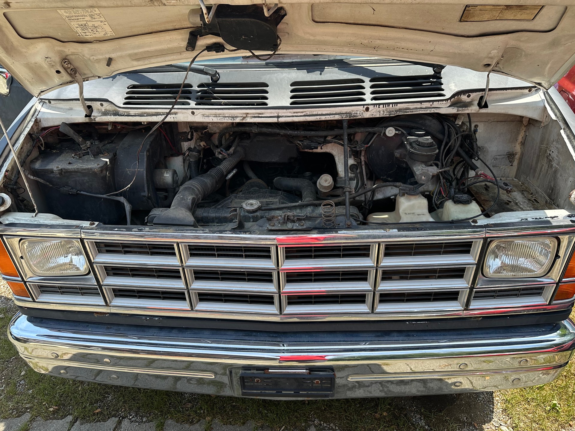 MOWAG B 350 N8 CHRYSLER Van 5.9L-image-18