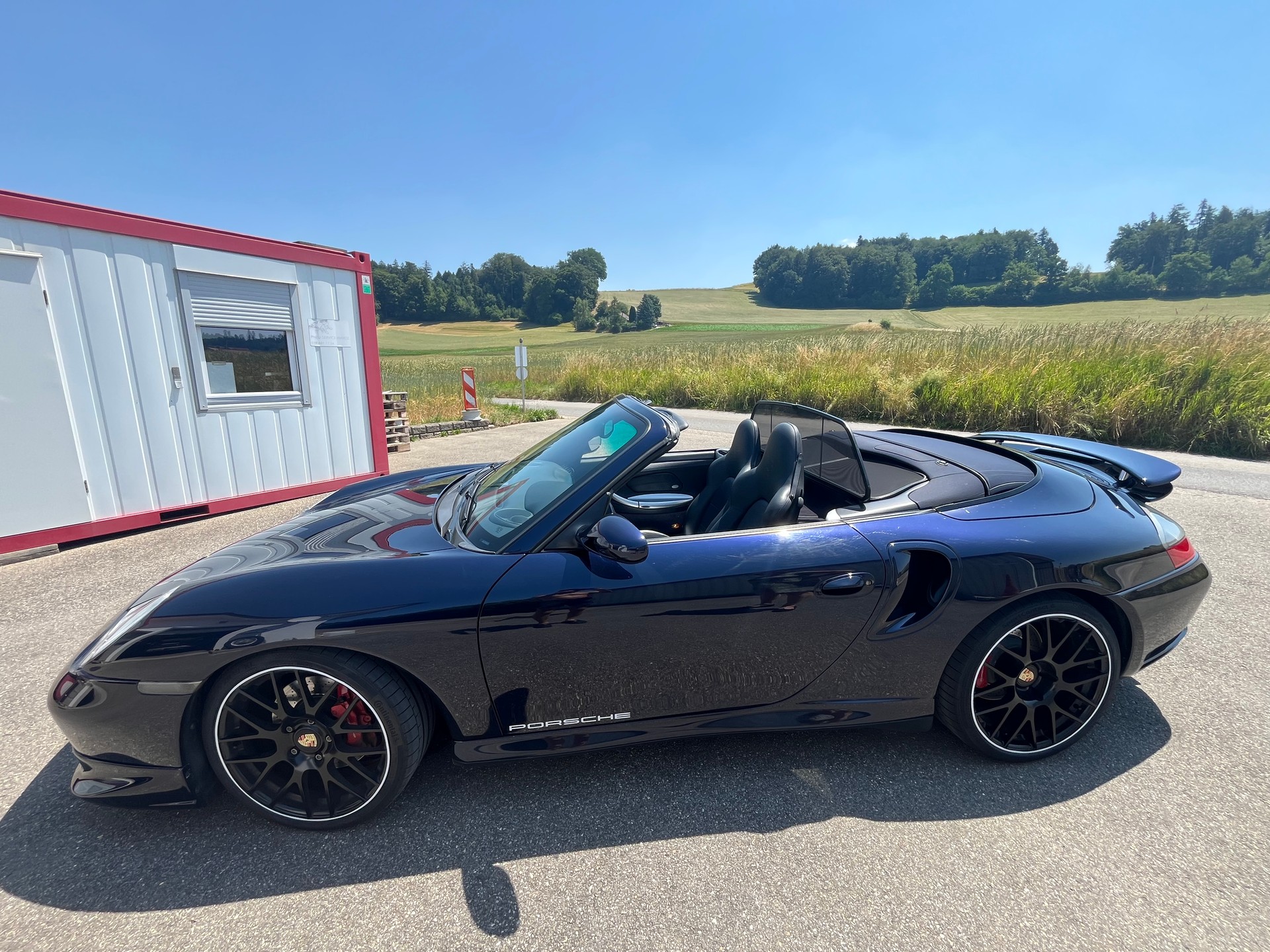 PORSCHE Turbo-image-1