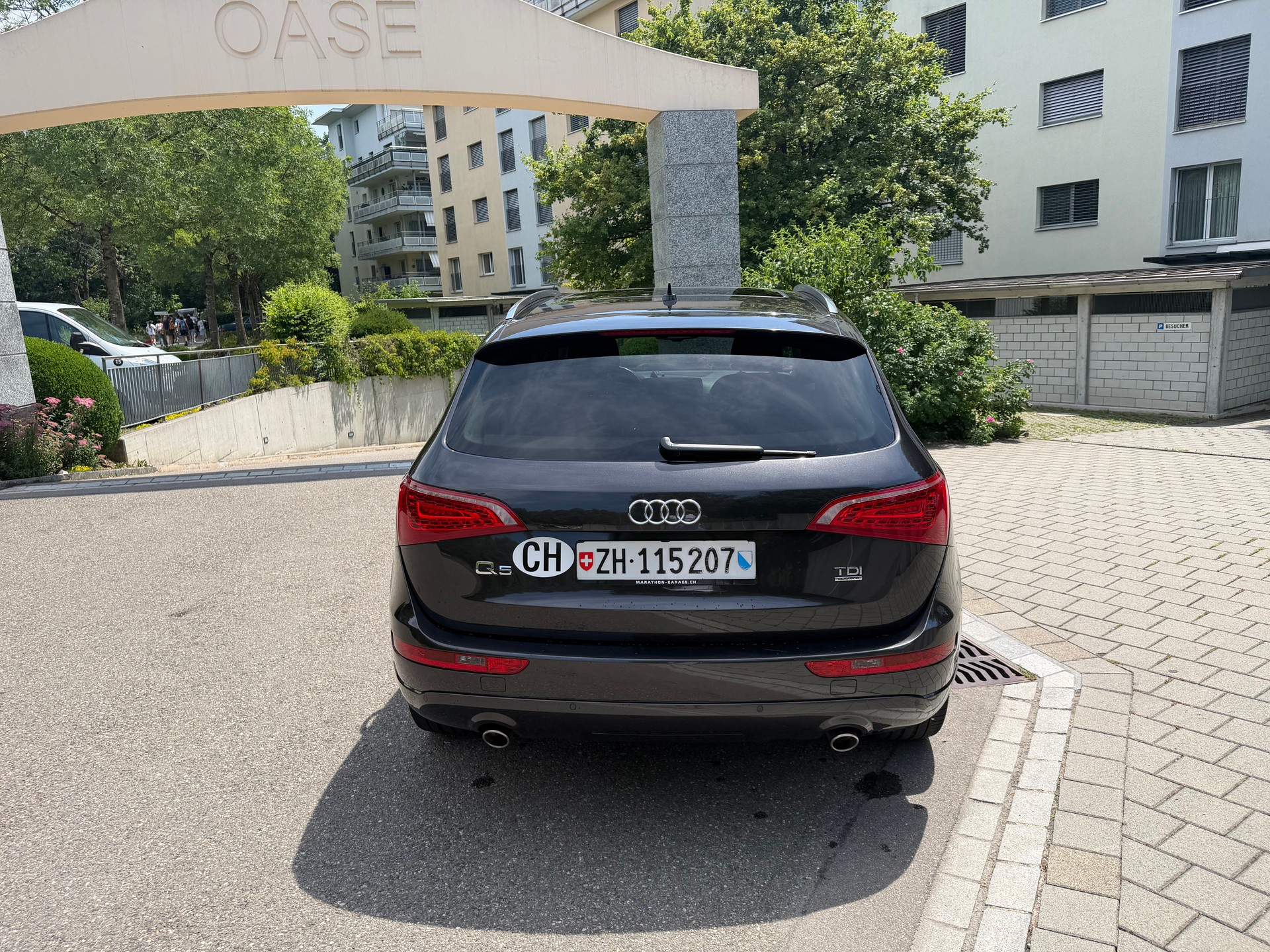 AUDI 3.0 V6 TDI quattro S-Tronic-image-2