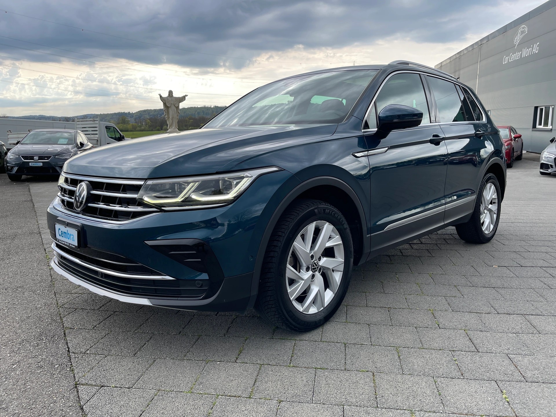 VW Tiguan 2.0 TDI SCR Elegance 4Motion DSG-image-1
