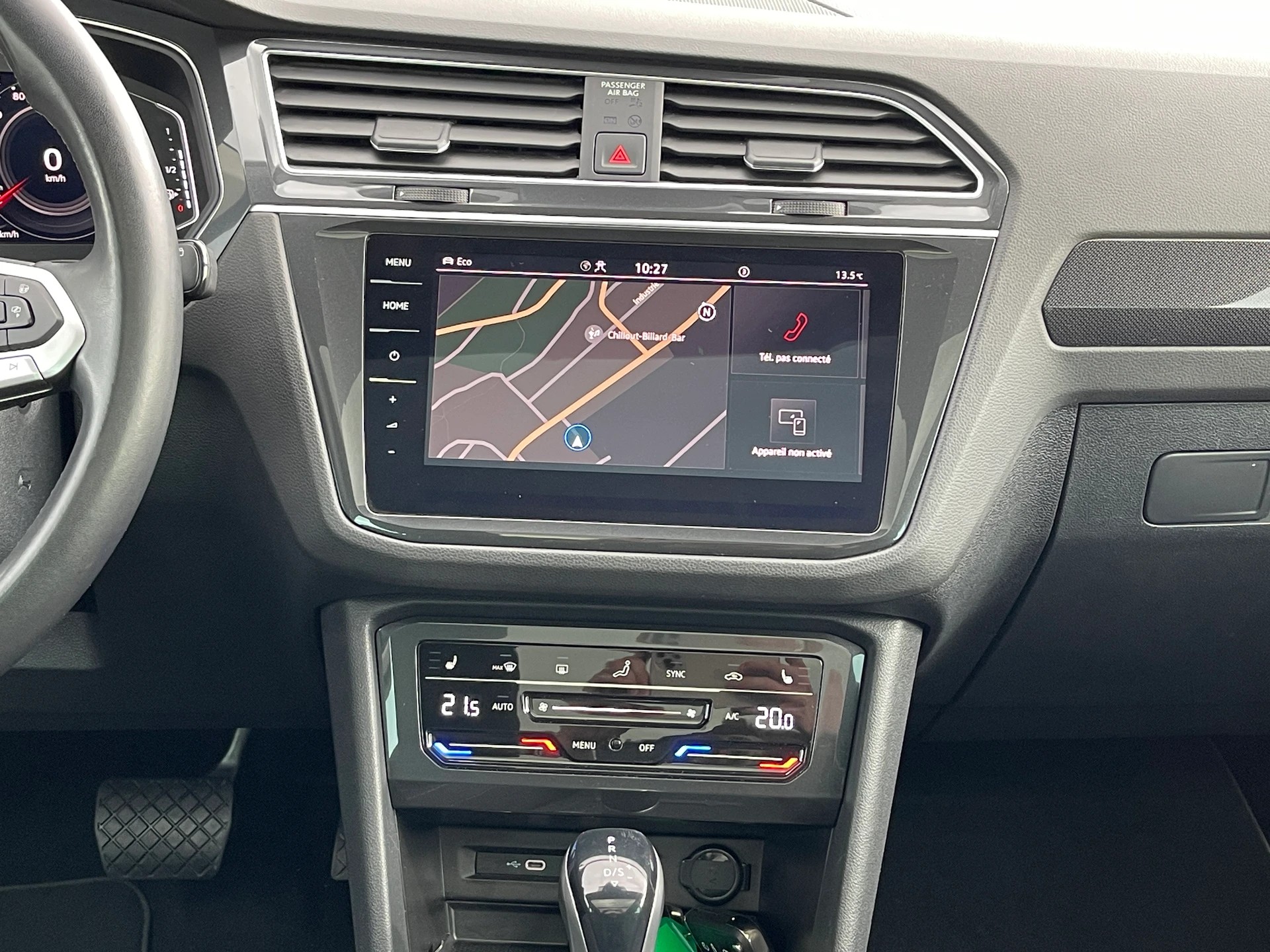 VW Tiguan 2.0 TDI SCR Elegance 4Motion DSG-image-9