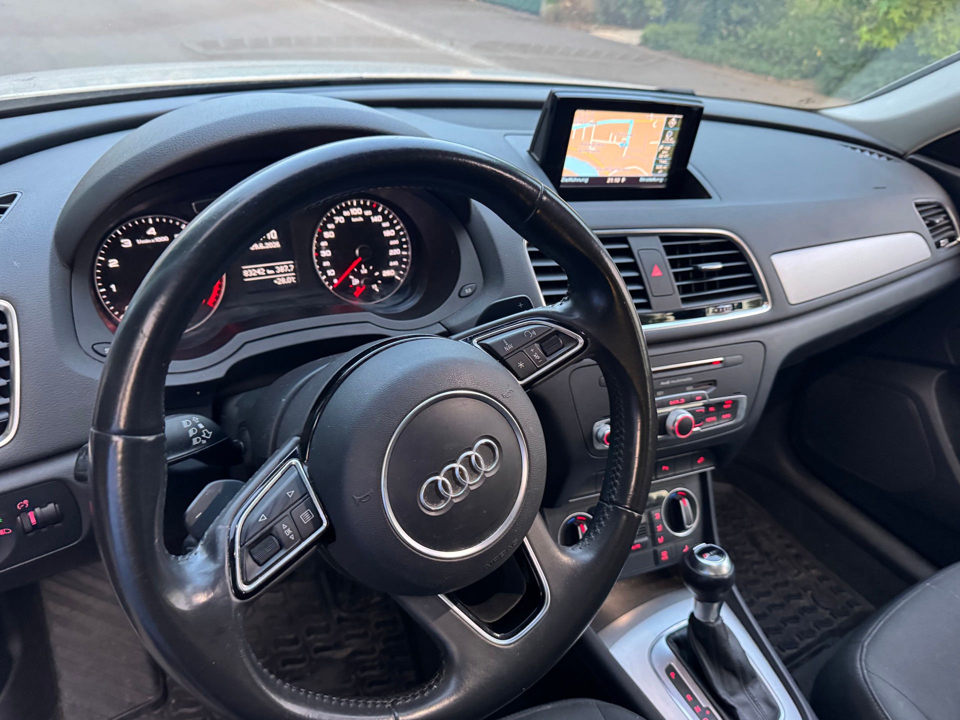 AUDI Q3 1.4 TFSI ultra-image-4