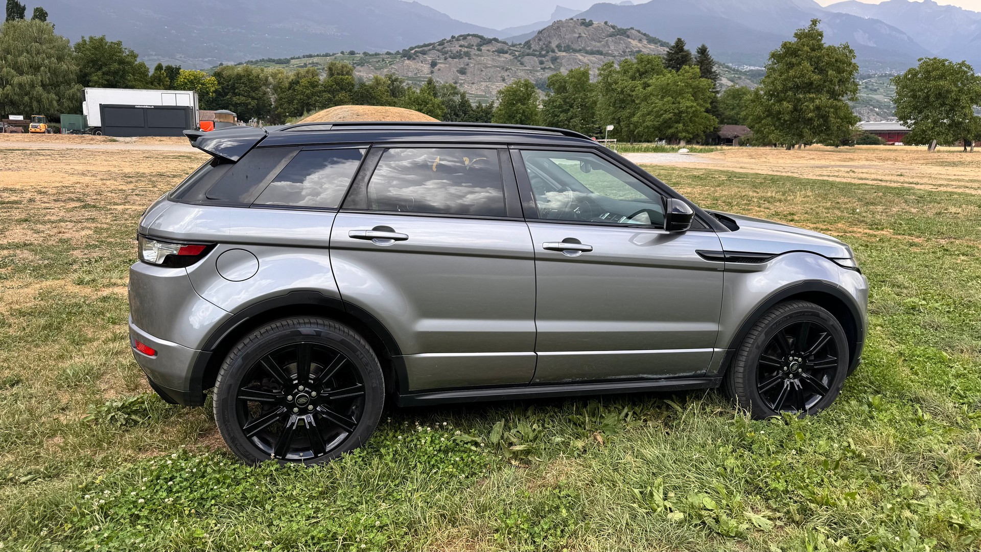 LAND ROVER 2.0 Si4 Dynamic-image-0