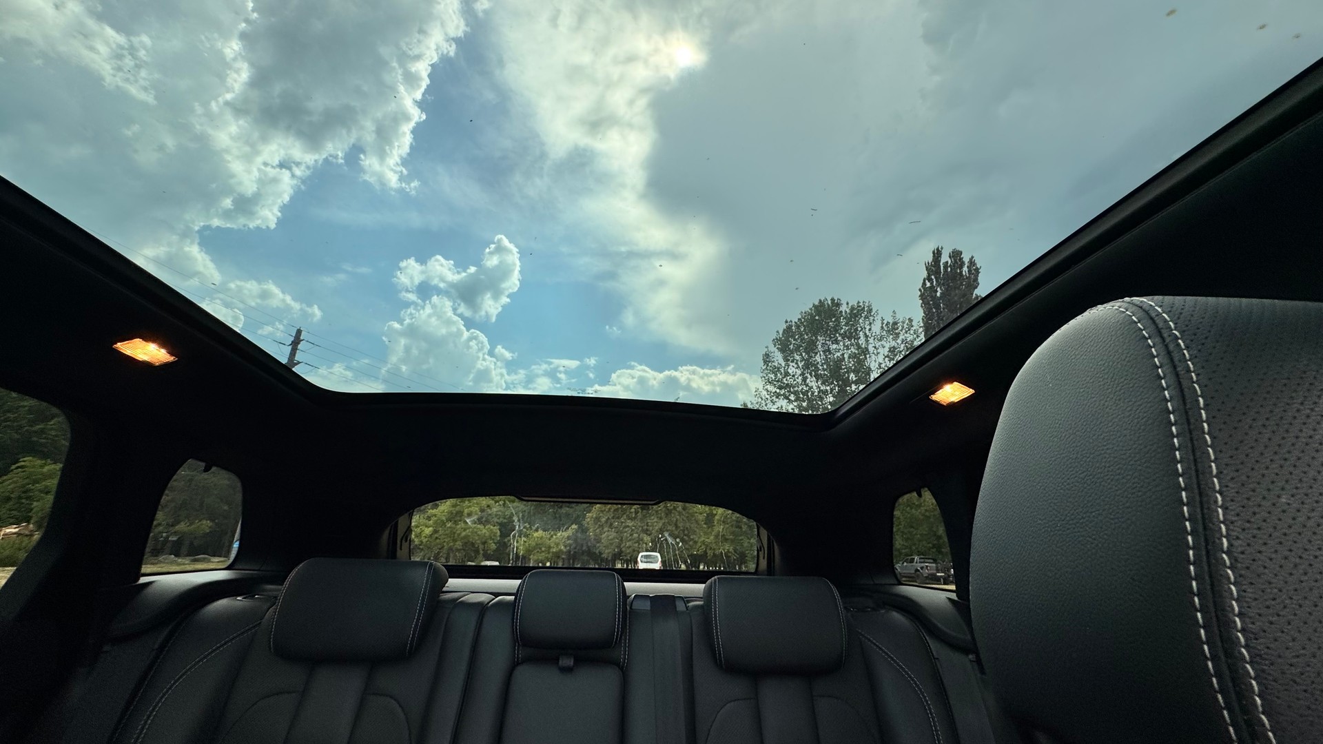 LAND ROVER 2.0 Si4 Dynamic-image-4