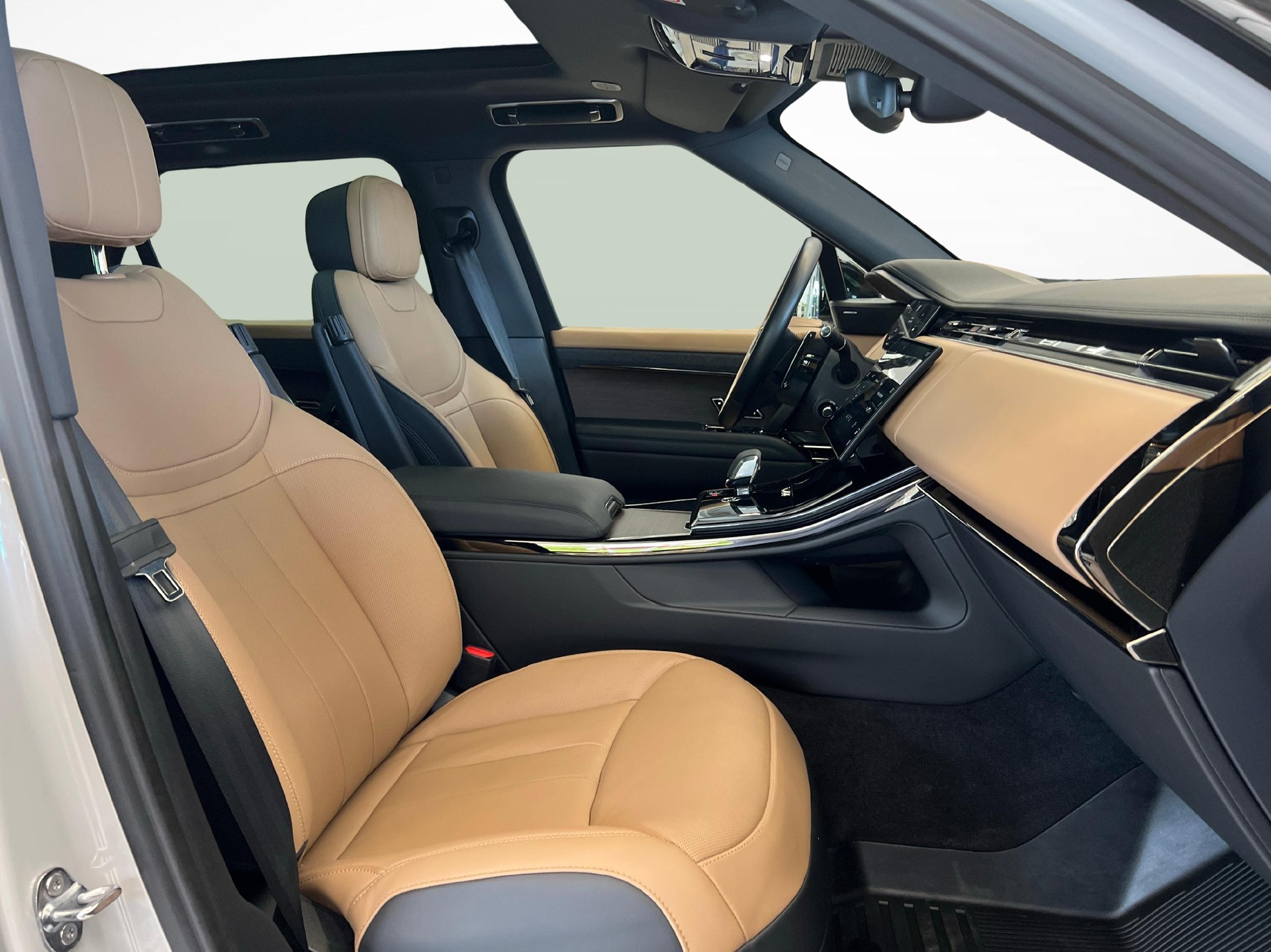 LAND ROVER Range Rover Sport 3.0 I6 P460e SE Dynamic-image-9