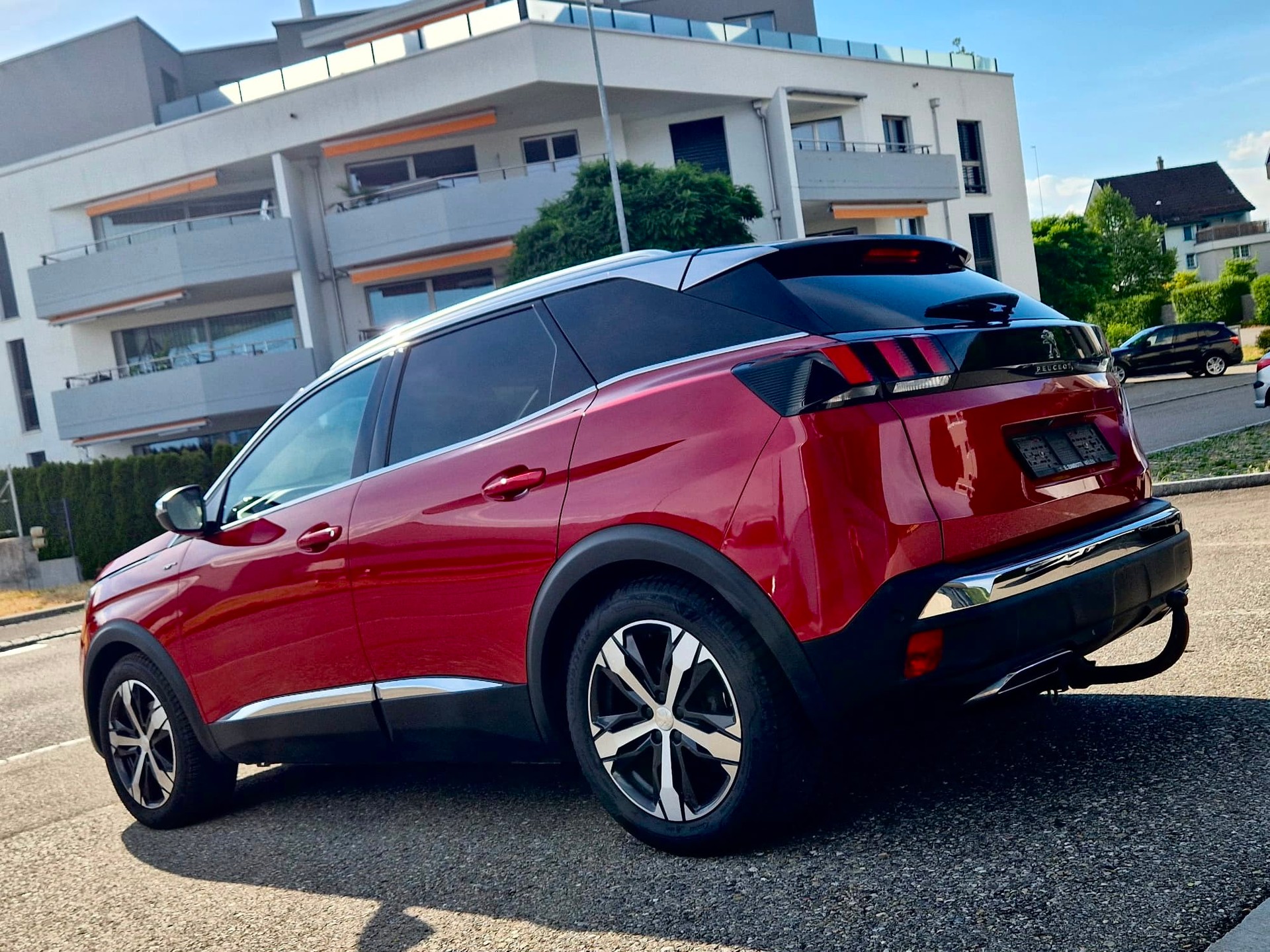 PEUGEOT 3008 2.0 BlueHDi GT EAT-image-4