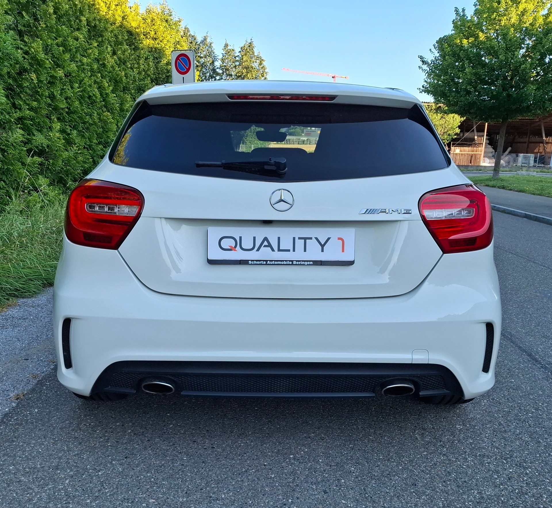 MERCEDES-BENZ A 180 AMG Line-image-3