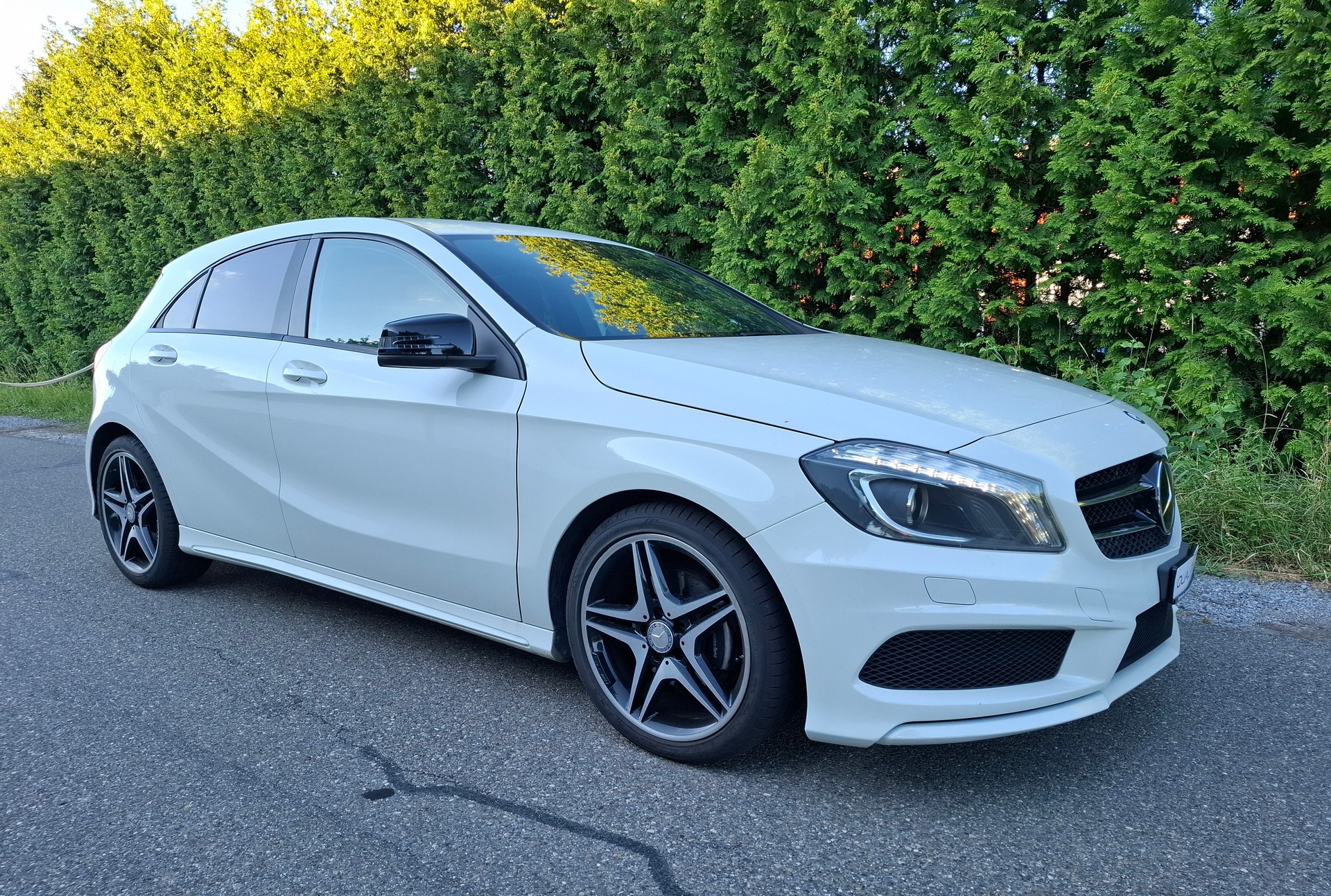 MERCEDES-BENZ A 180 AMG Line-image-6