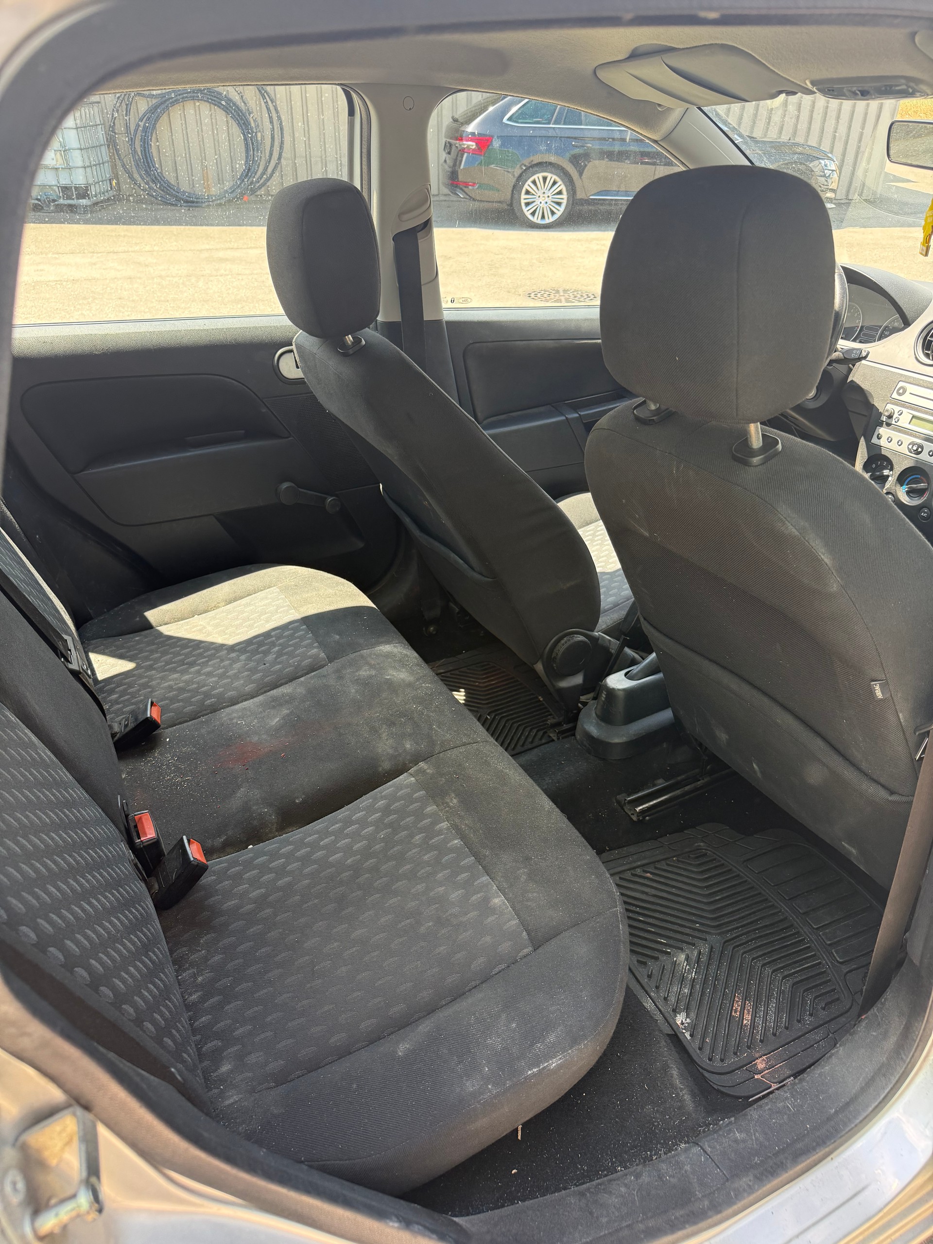 FORD Fiesta 1.4 16V Trend-image-7