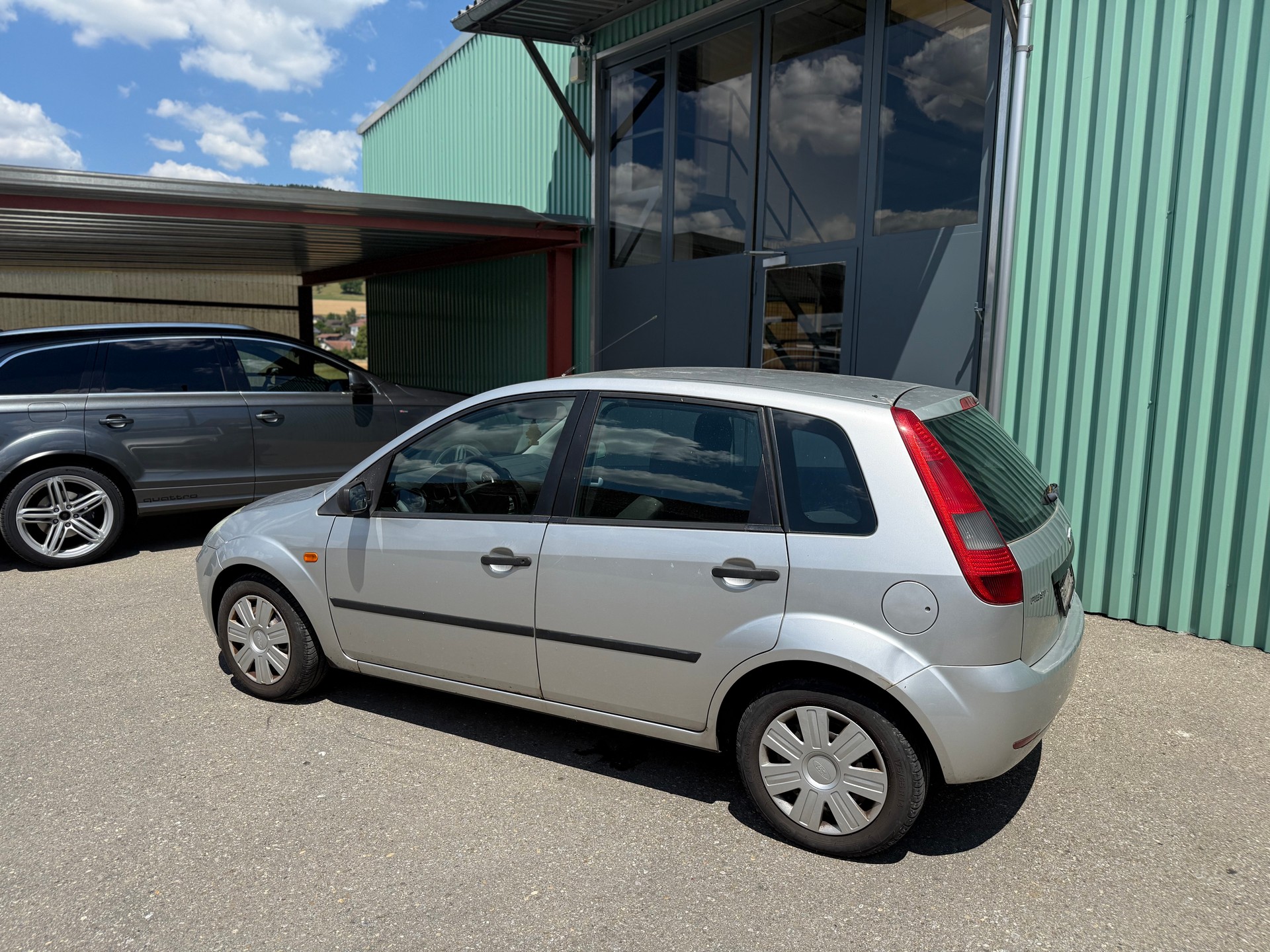 FORD Fiesta 1.4 16V Trend-image-1