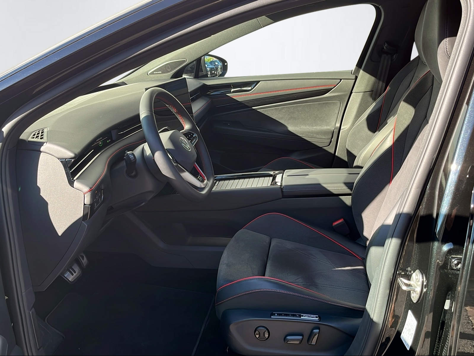VW ID.7 Tourer GTX United 4motion-image-7