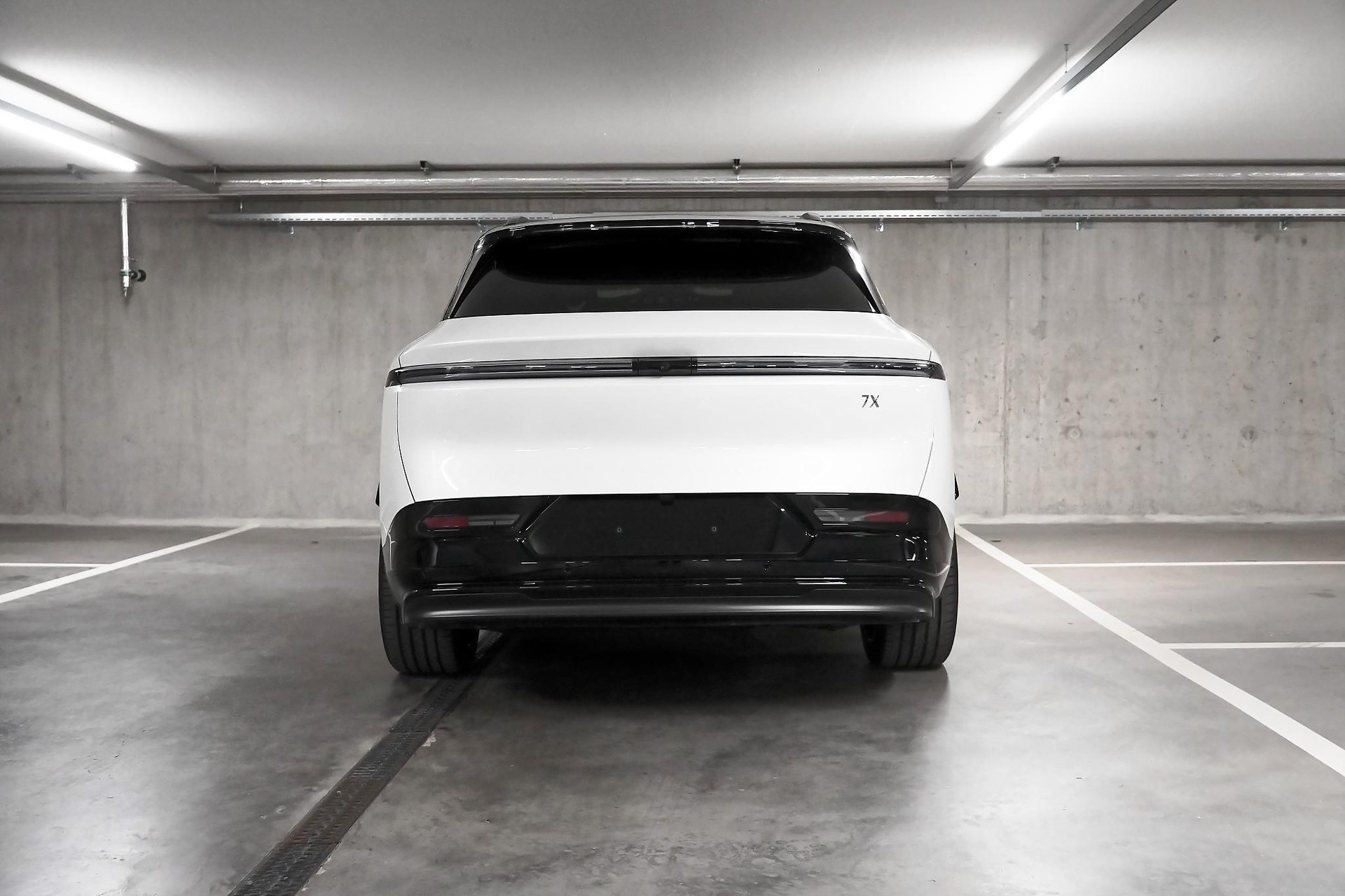 ZEEKR 7X Privilege AWD-image-10