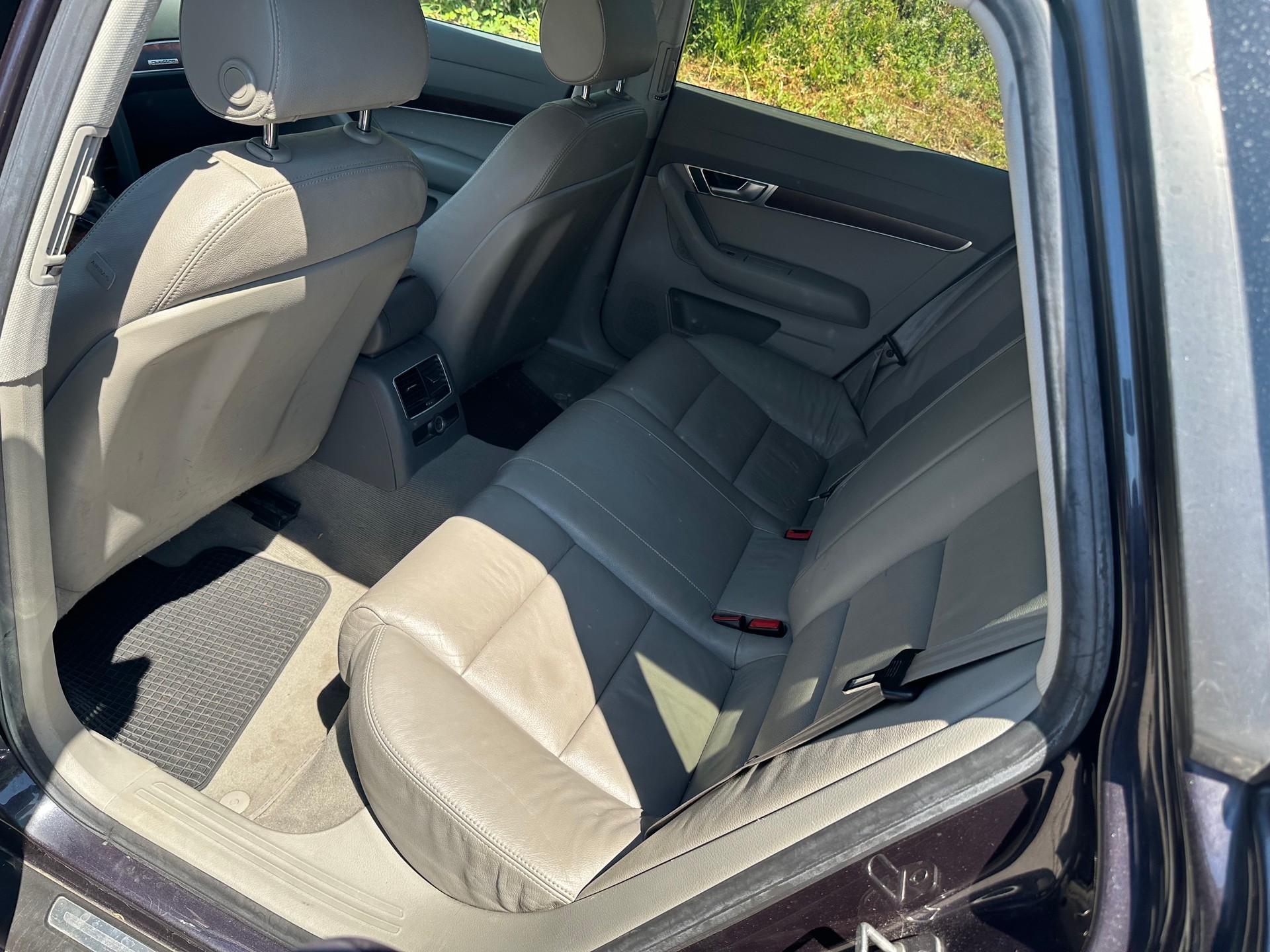 AUDI A6 Avant 3.0 V6 TDI quattro-image-9
