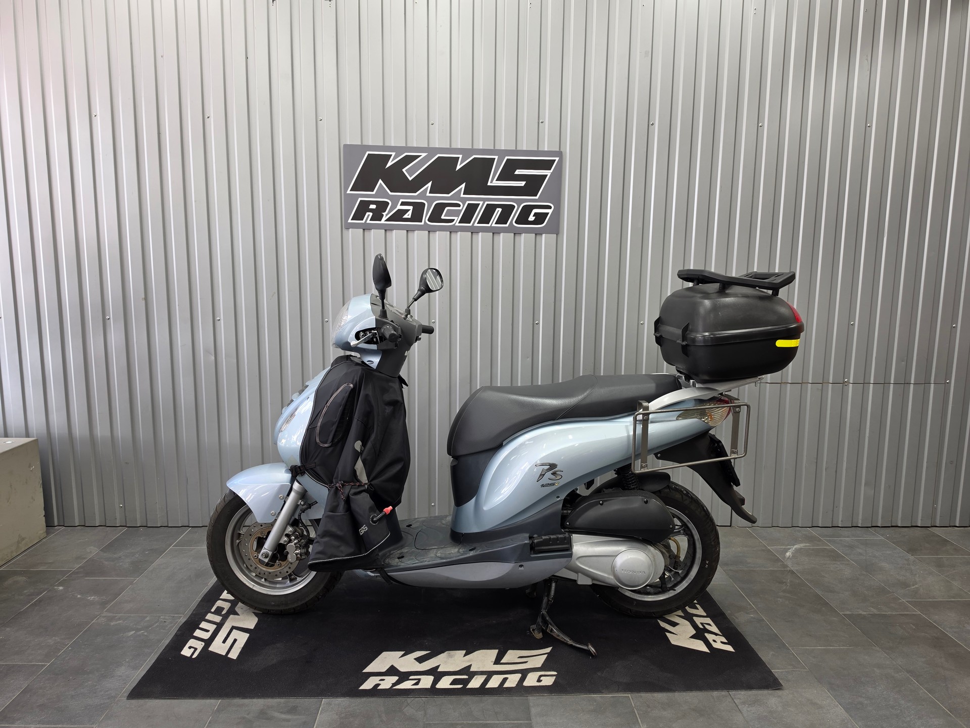 HONDA PS 125i-showroom-element-3