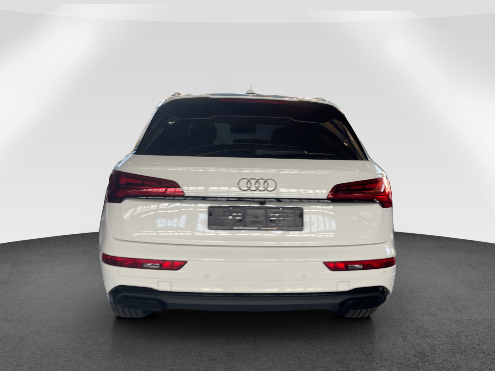 AUDI Q5 2.0 50 TFSI e S Line quattro S-Tronic-image-4
