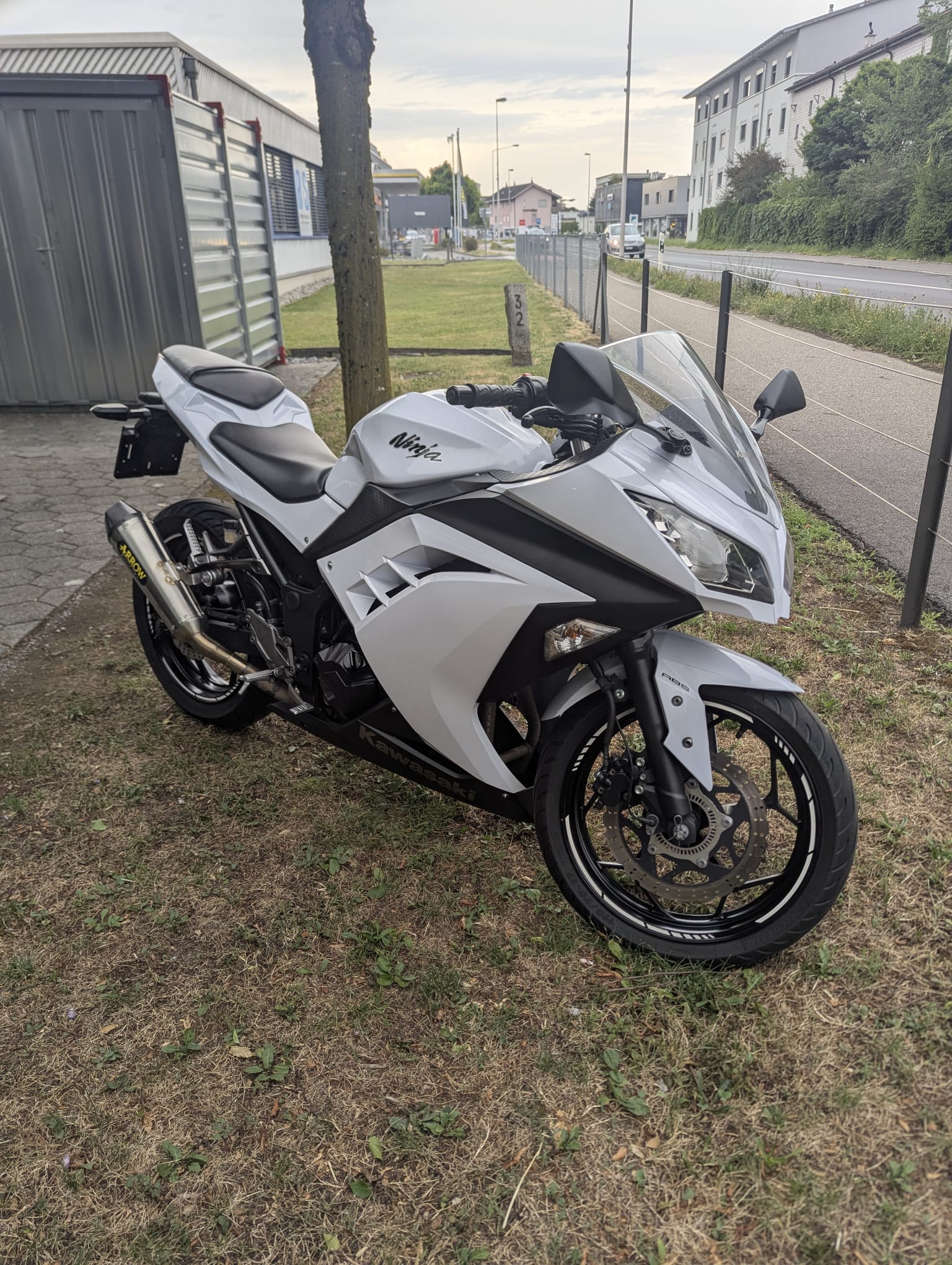 KAWASAKI Ninja 300 ABS