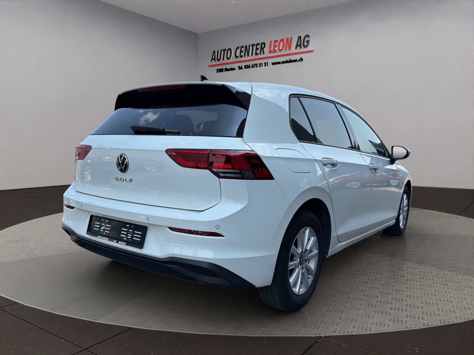 VW Golf 1.0 TSI Value-image-5