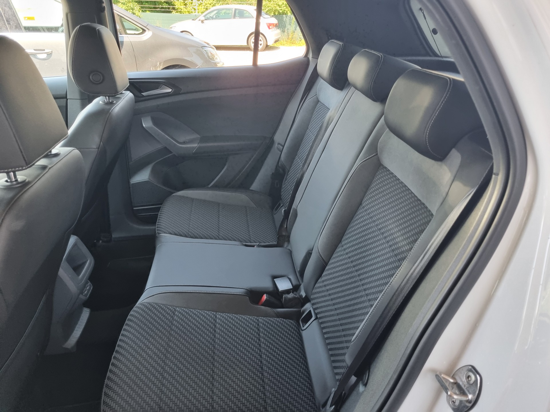 VW T-Cross 1.0 TSI Style DSG-image-8