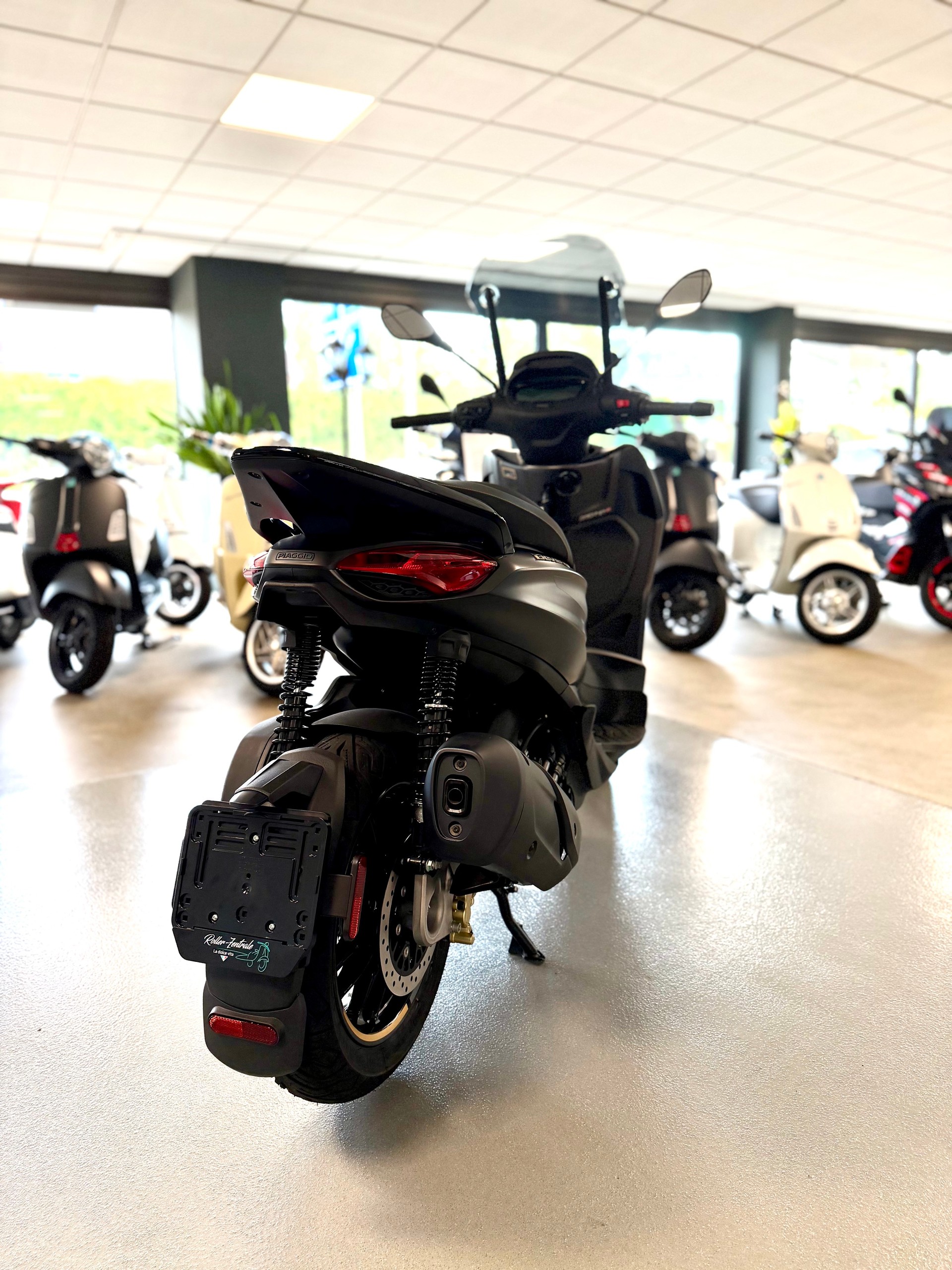 PIAGGIO Beverly 310 25th Anniversary E5+-showroom-element-3