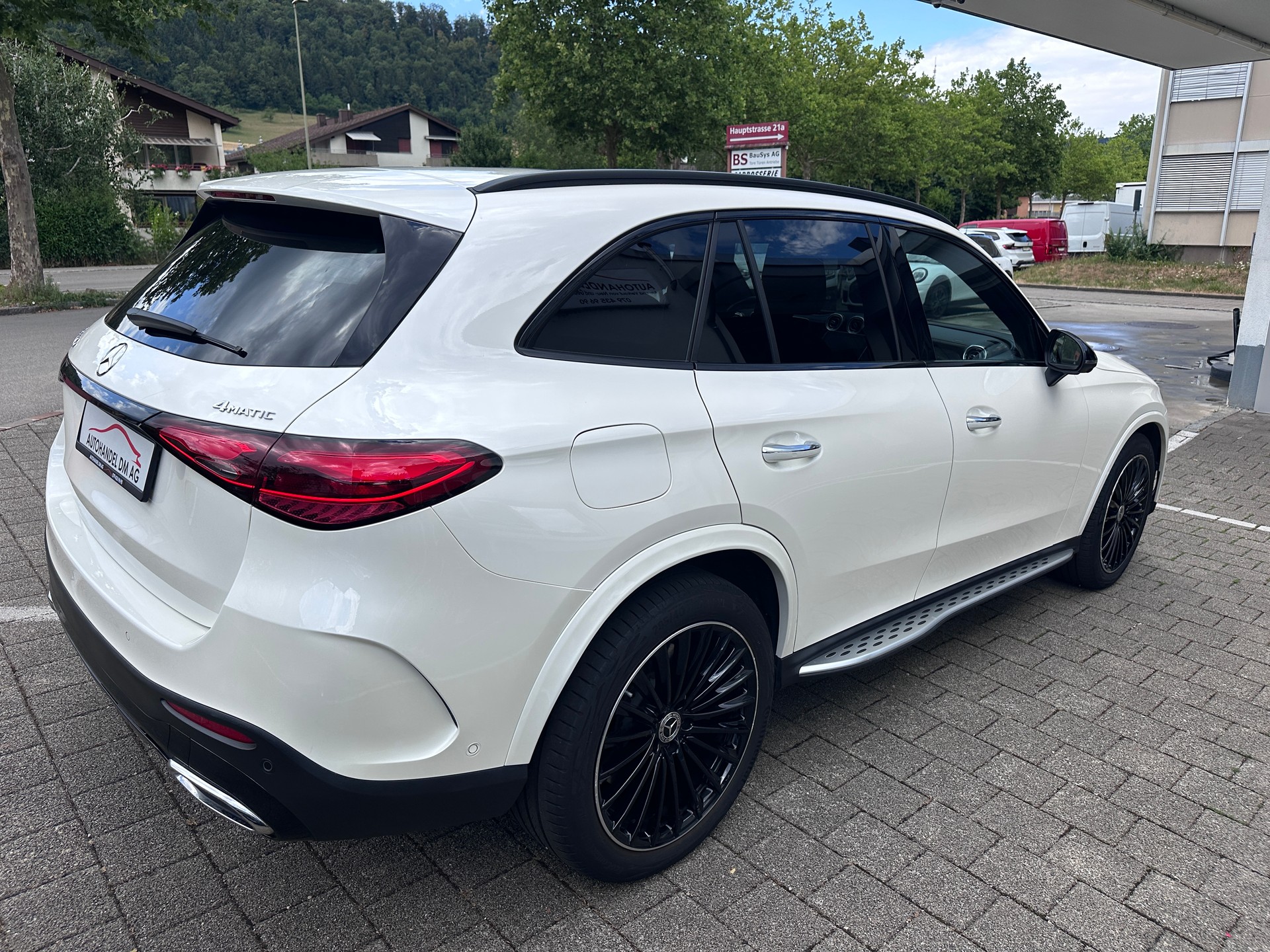 MERCEDES-BENZ GLC 400 e 4Matic 9G-Tronic-image-5