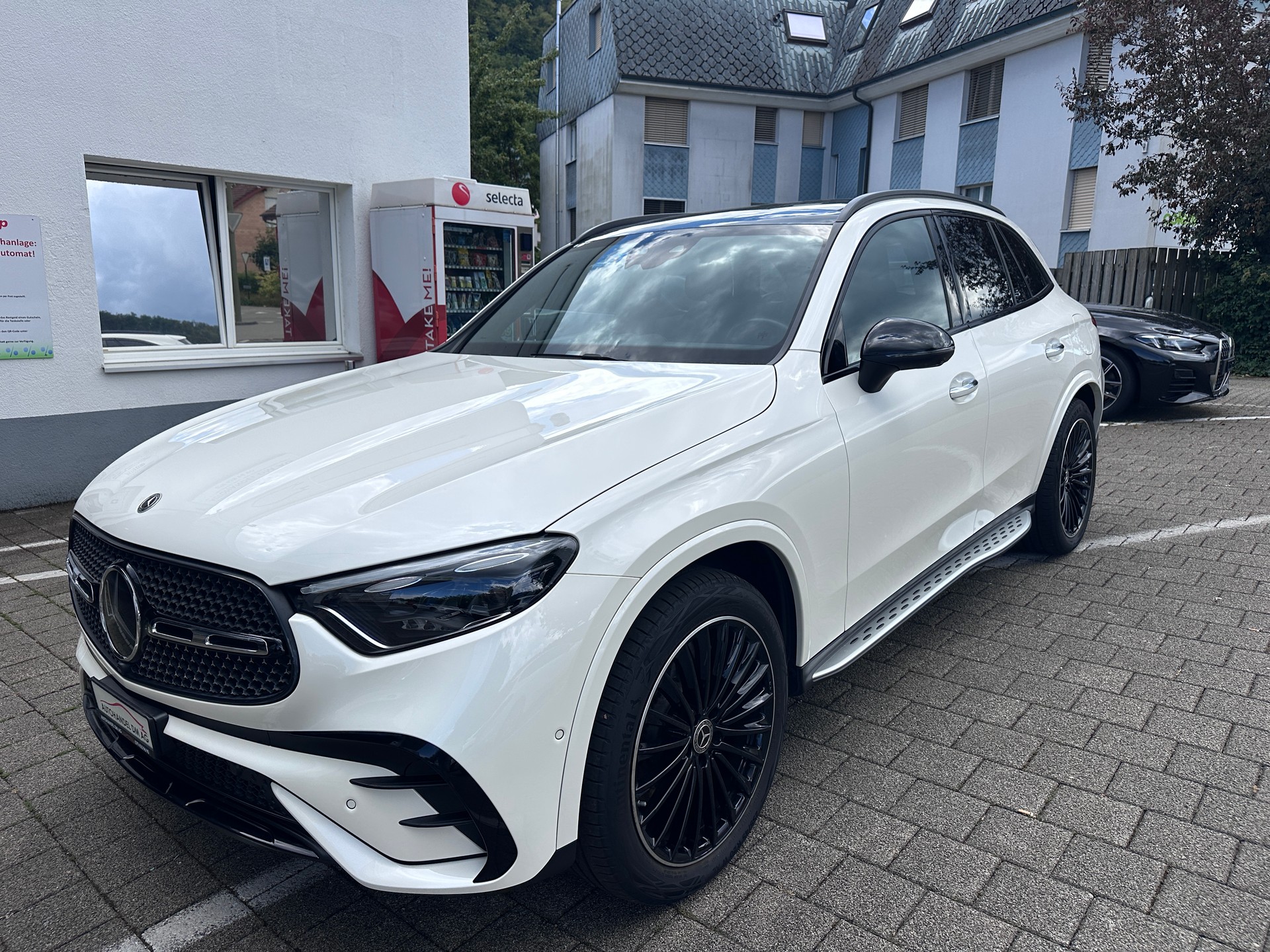 MERCEDES-BENZ GLC 400 e 4Matic 9G-Tronic-showroom-element-1