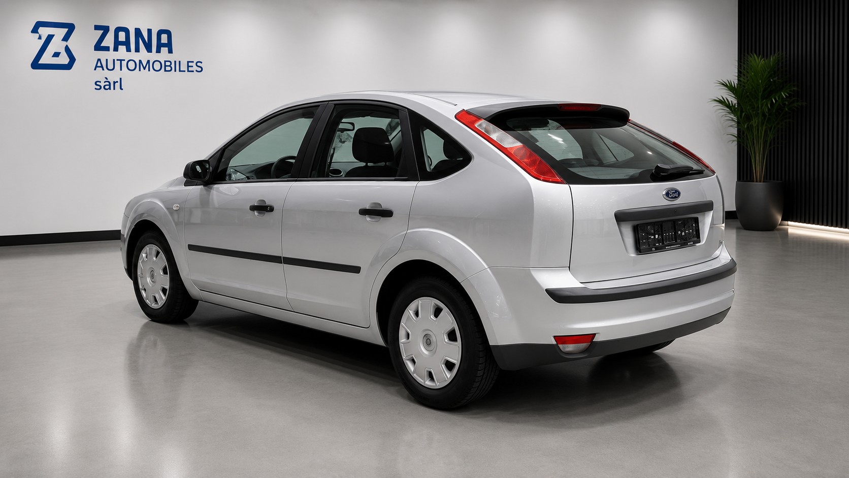 FORD Focus 1.6i Carving Automatic-image-5