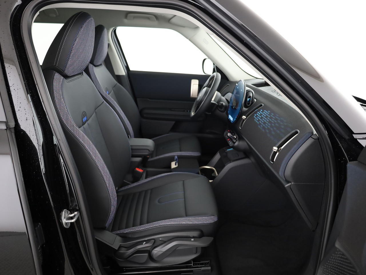 MINI Countryman E-image-13