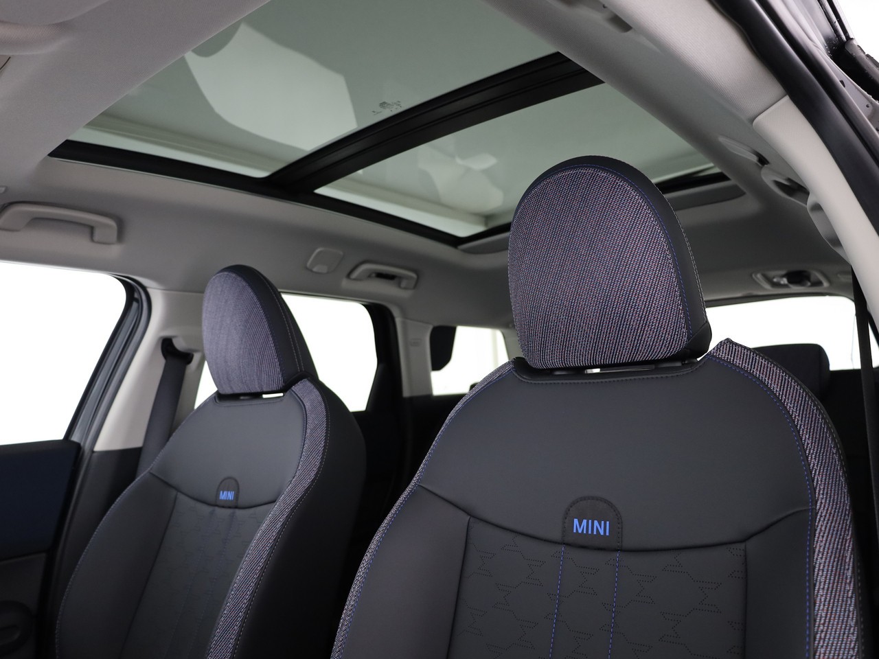 MINI Countryman E-image-9