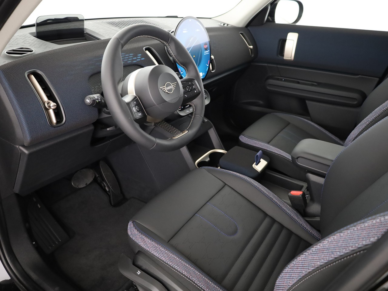 MINI Countryman E-image-10