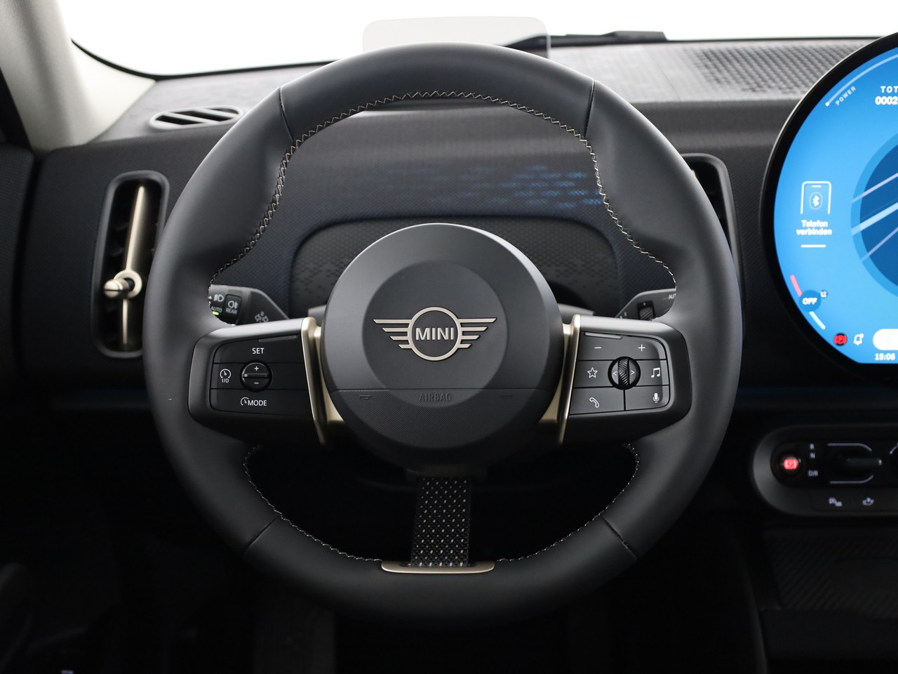 MINI Countryman E-image-16