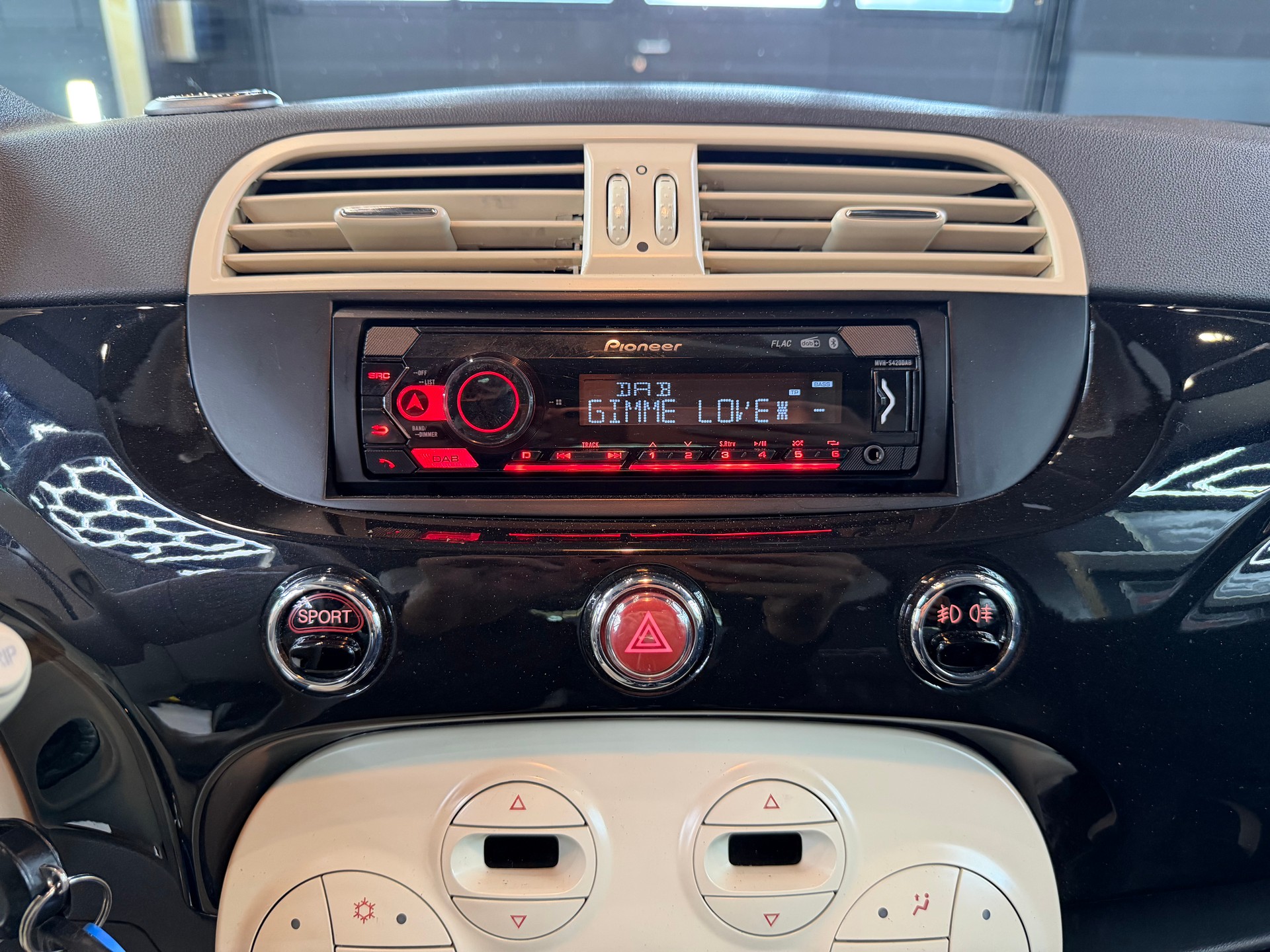 FIAT 500 0.9 Twinair Turbo Cult-image-15