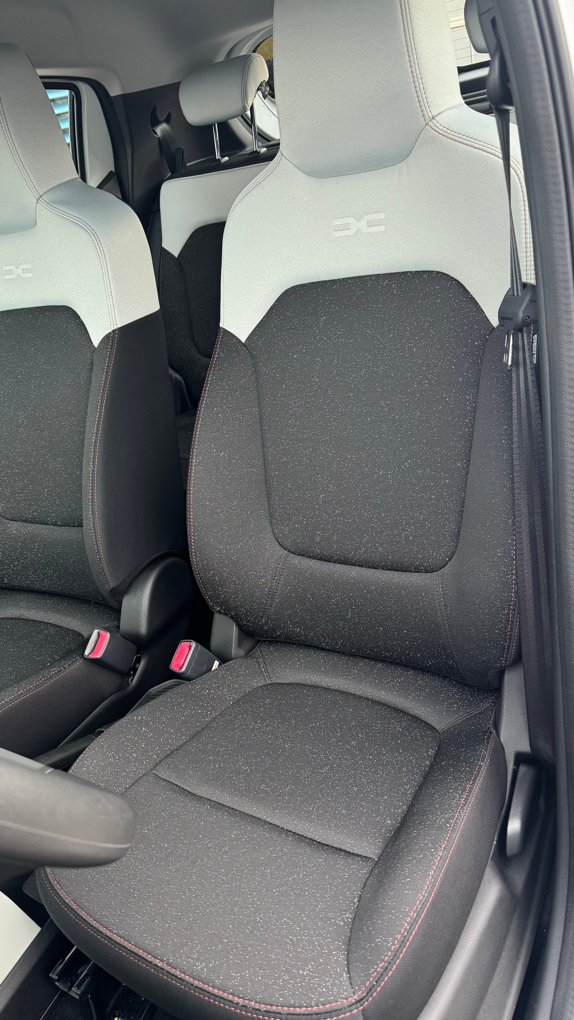 DACIA SPRING 27 kWh 45 PS EXPRESSION mit NAVI-image-9