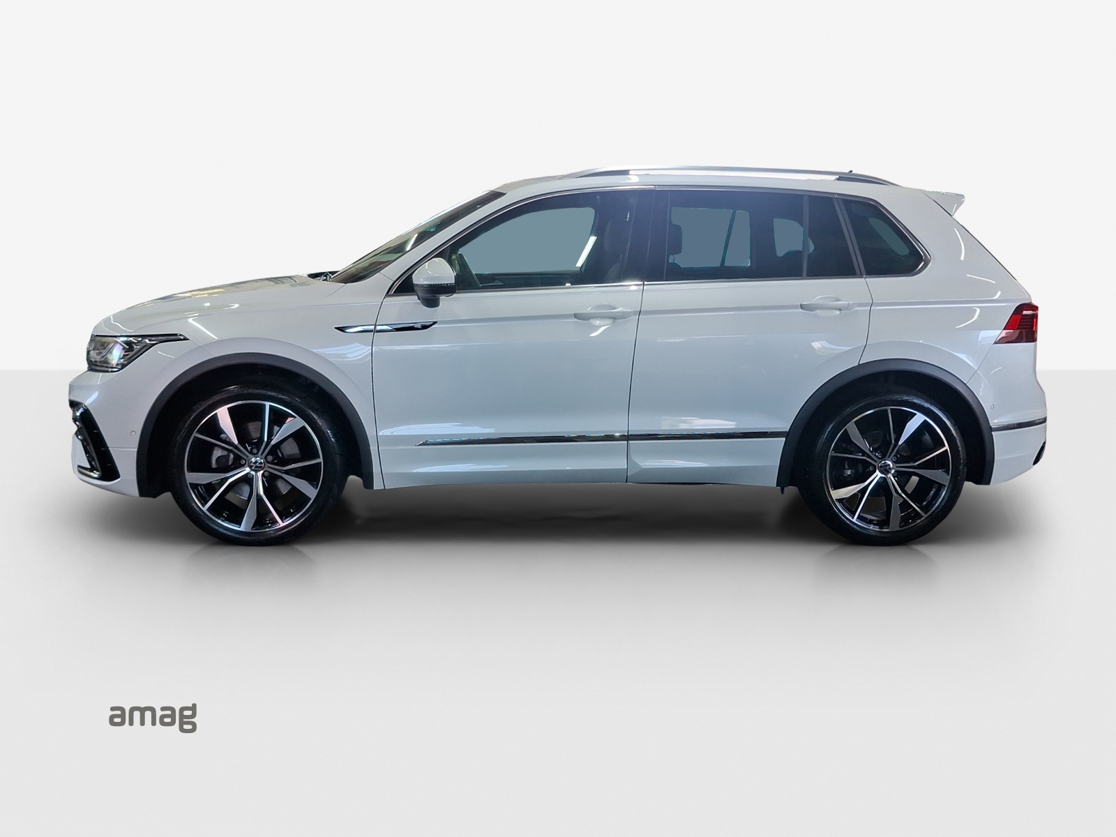 VW Tiguan 2.0TSI R-Line 4Motion DSG-image-1