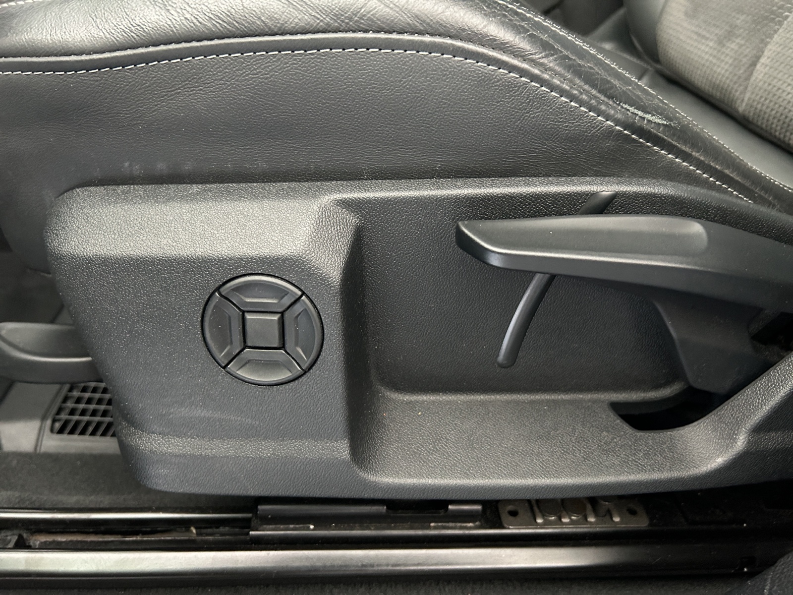 AUDI Q3 Sportback 35 TFSI S line Attraction S-tronic-image-20