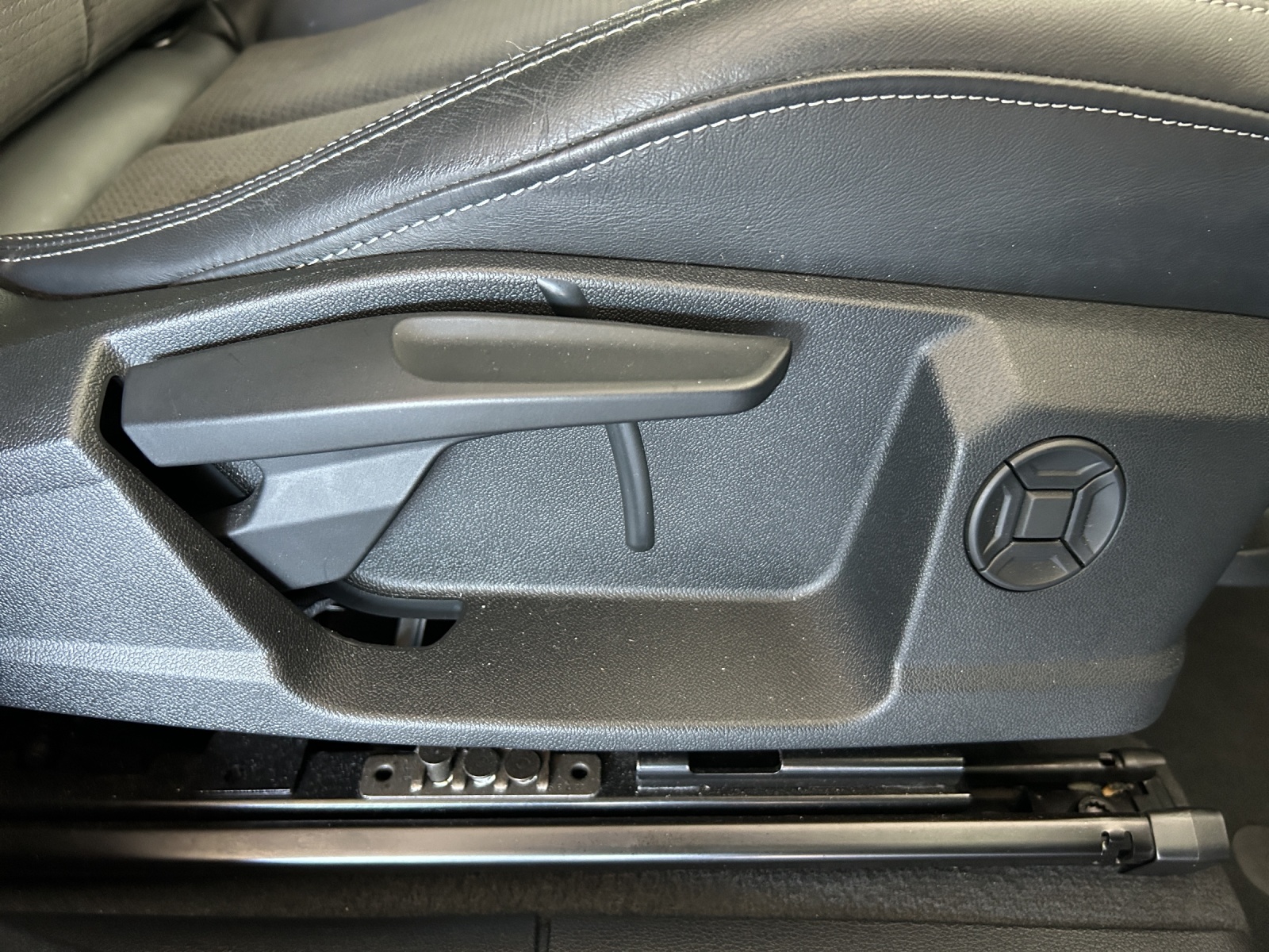 AUDI Q3 Sportback 35 TFSI S line Attraction S-tronic-image-22
