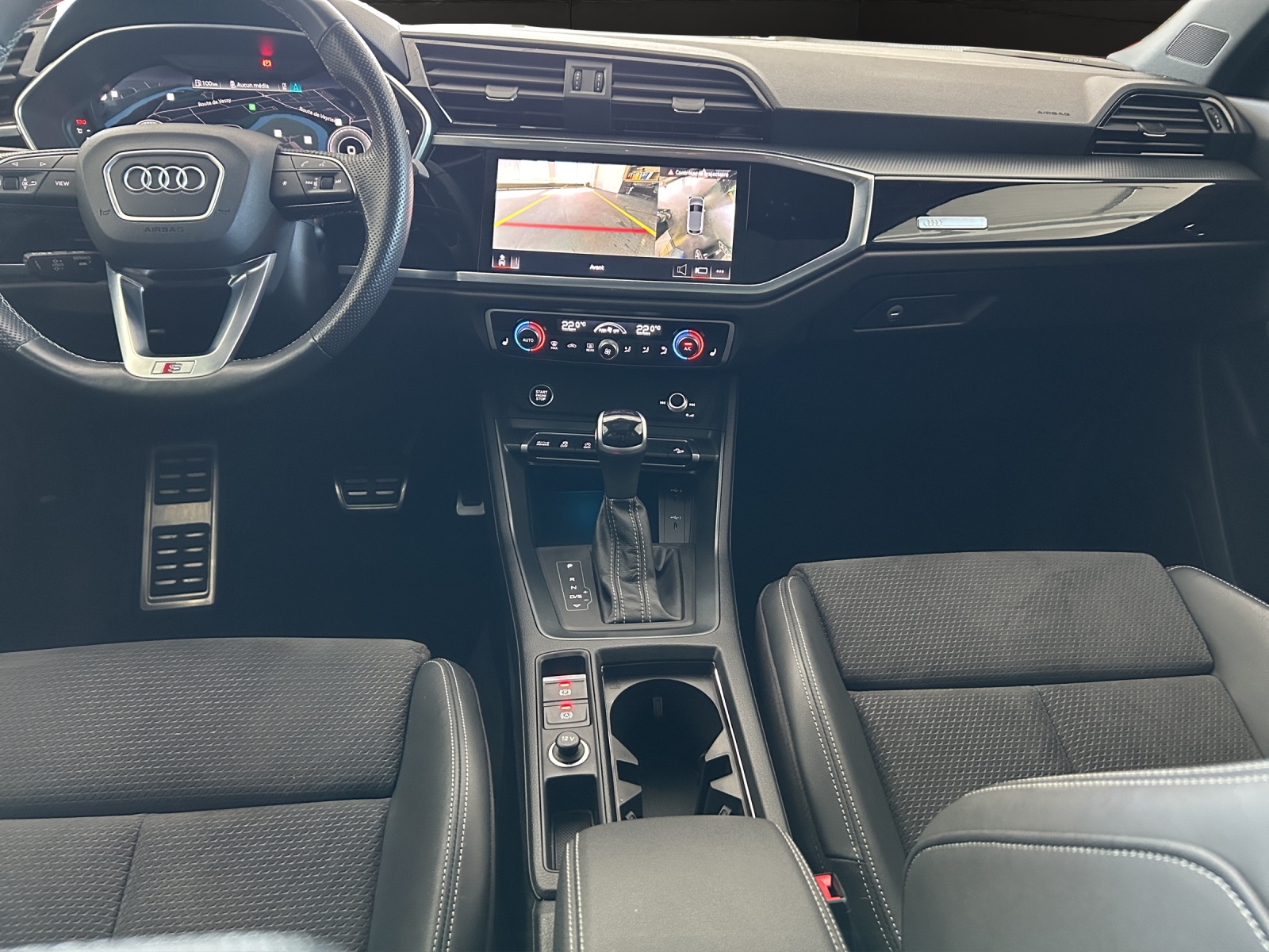 AUDI Q3 Sportback 35 TFSI S line Attraction S-tronic-image-13