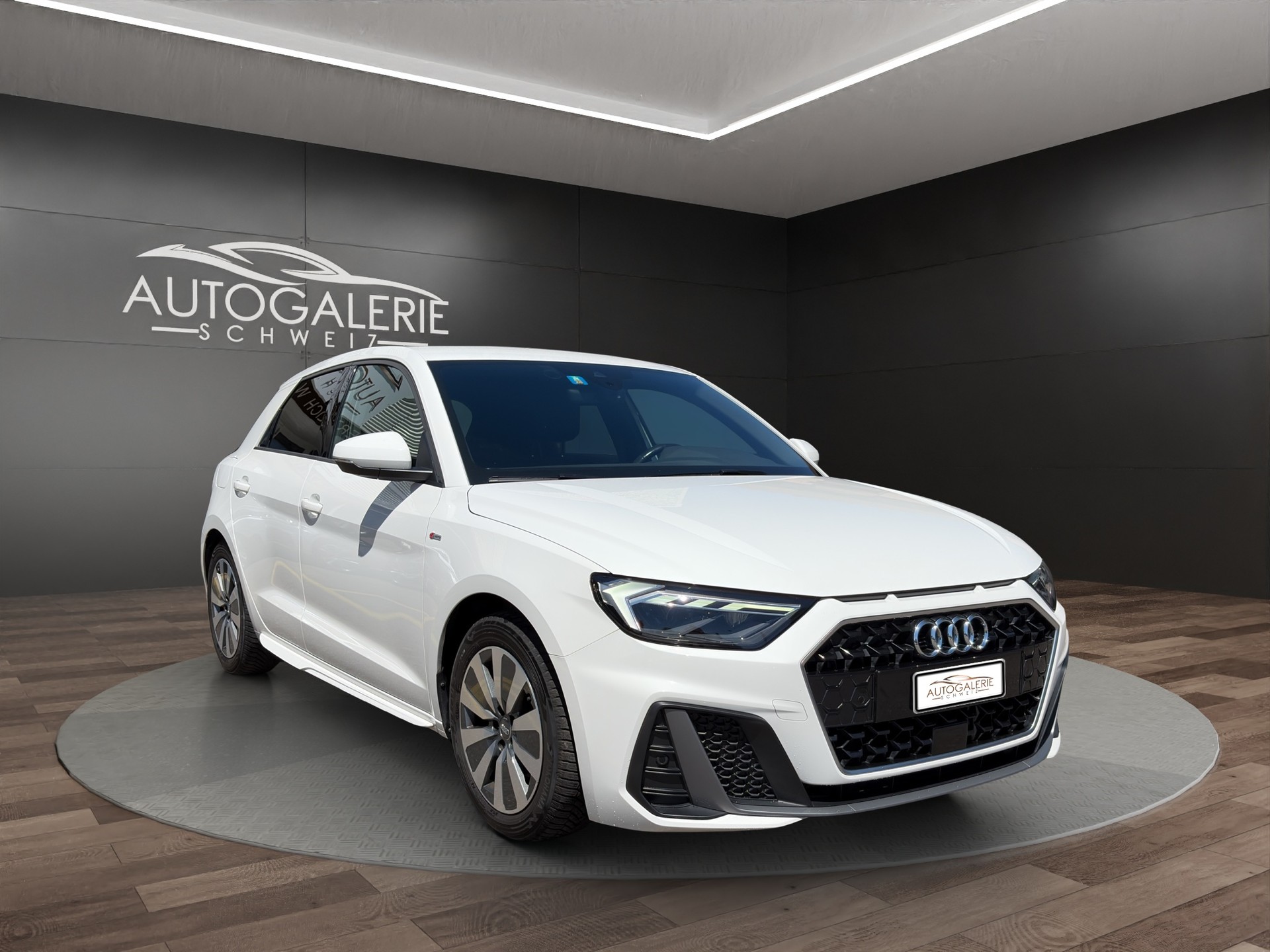 AUDI A1 Sportback 30 TFSI S Line S-tronic | CH Fahrzeug | LED | Kamera | Adaptiver Tempomat | 17" |-image-6