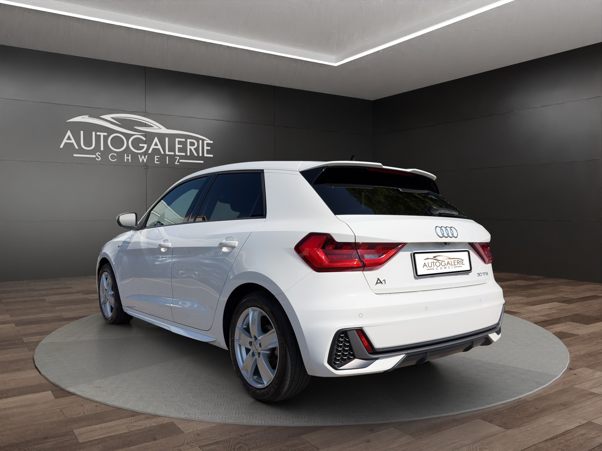 AUDI A1 Sportback 30 TFSI S Line S-tronic | CH Fahrzeug | LED | Kamera | Adaptiver Tempomat | 17" |-image-2