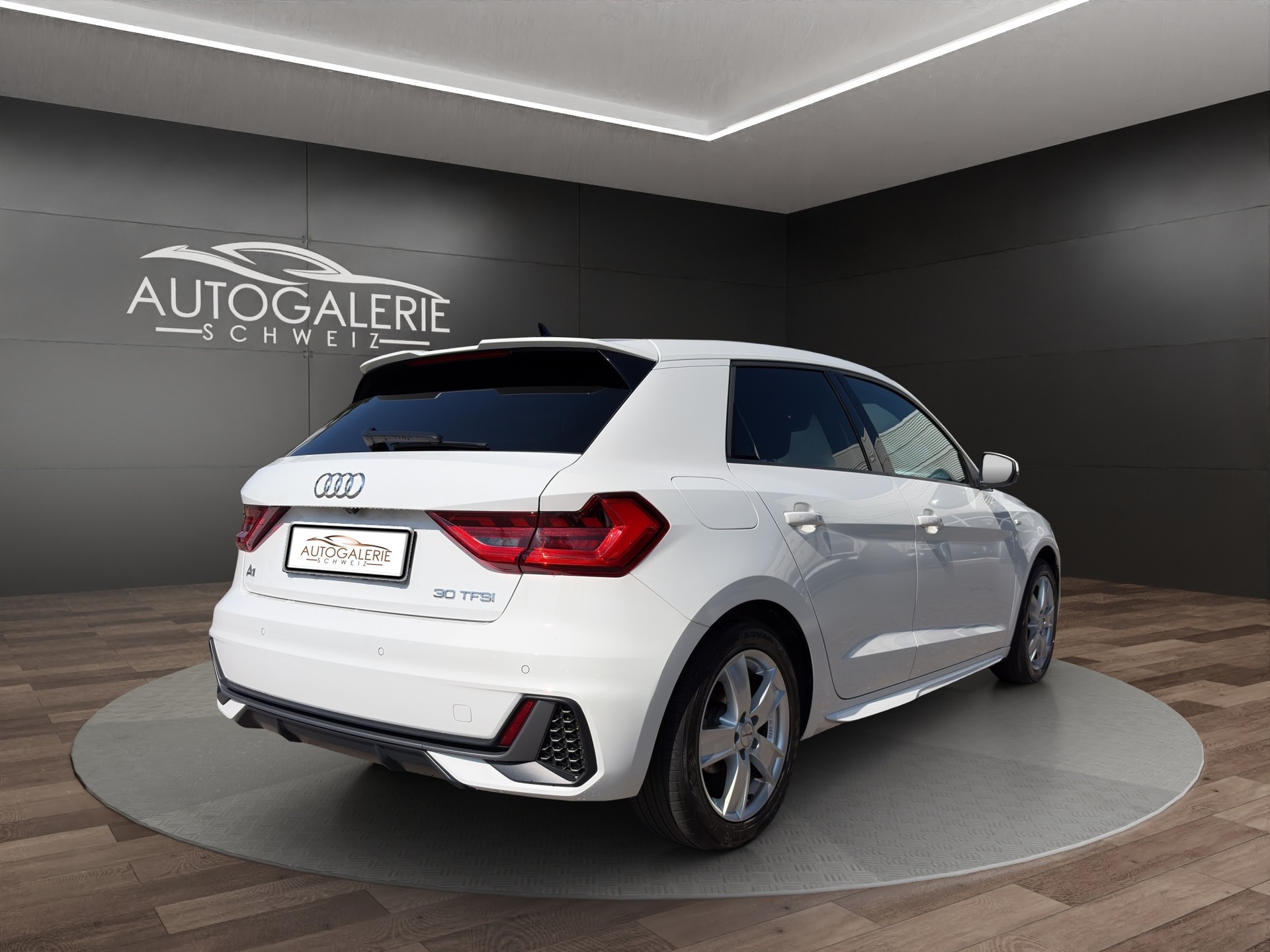 AUDI A1 Sportback 30 TFSI S Line S-tronic | CH Fahrzeug | LED | Kamera | Adaptiver Tempomat | 17" |-image-4